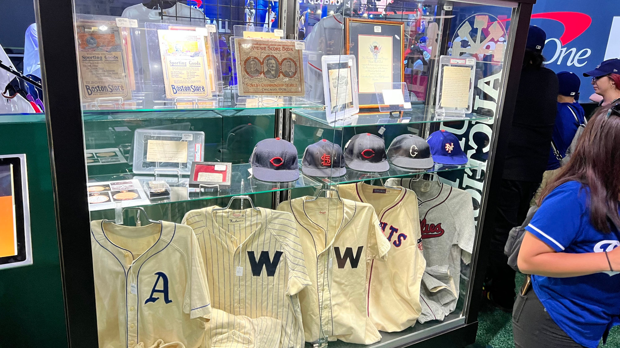 Hunt All Star Auctions