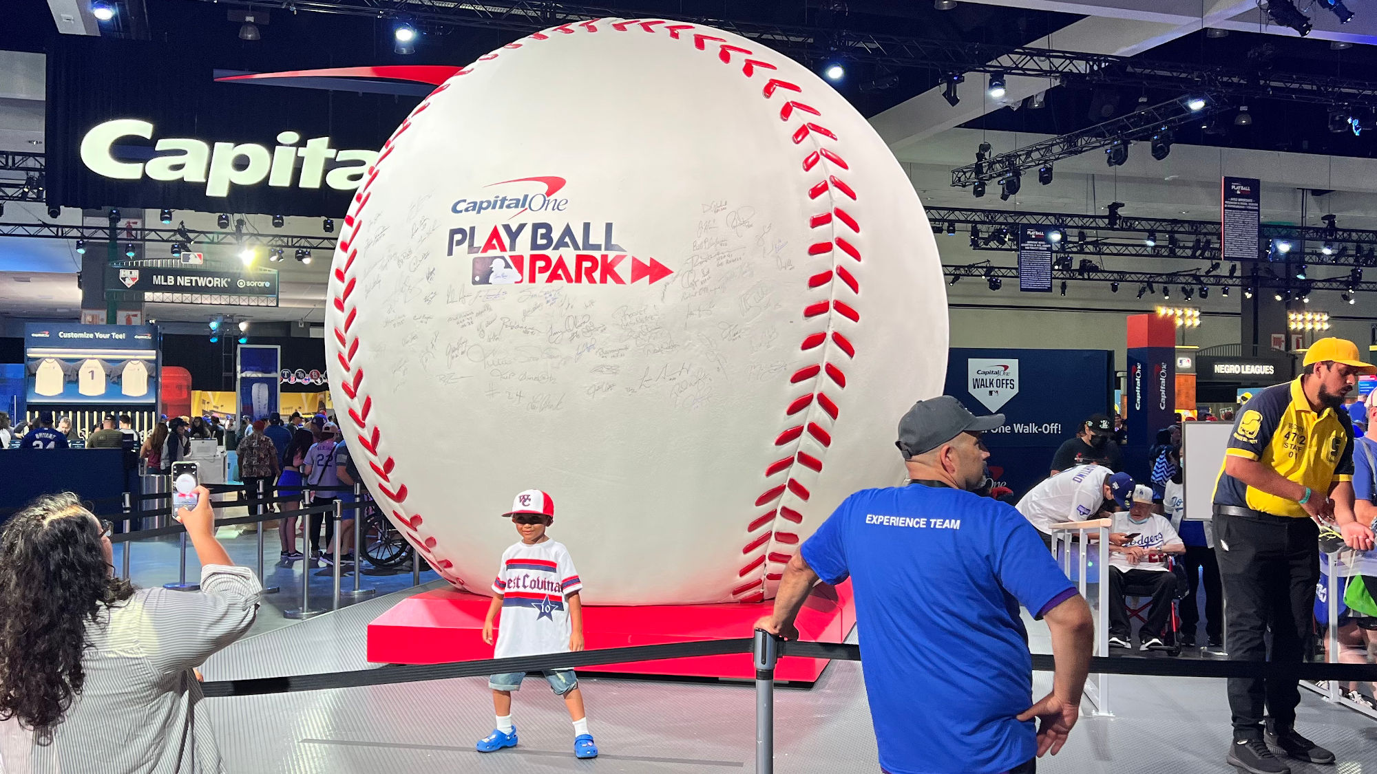 World's Largest Baseball Photo Op