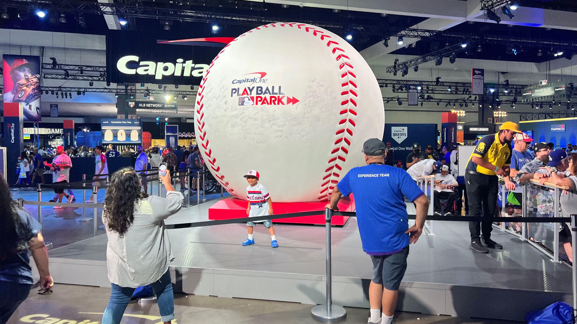 World's Largest Baseball Photo Op