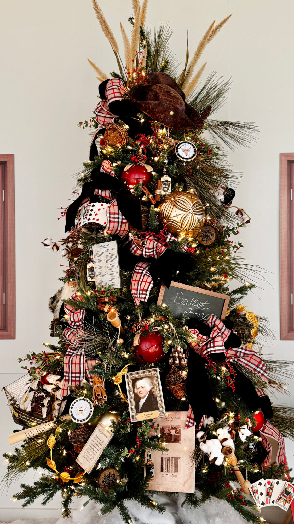 1790s in the USA Christmas Tree