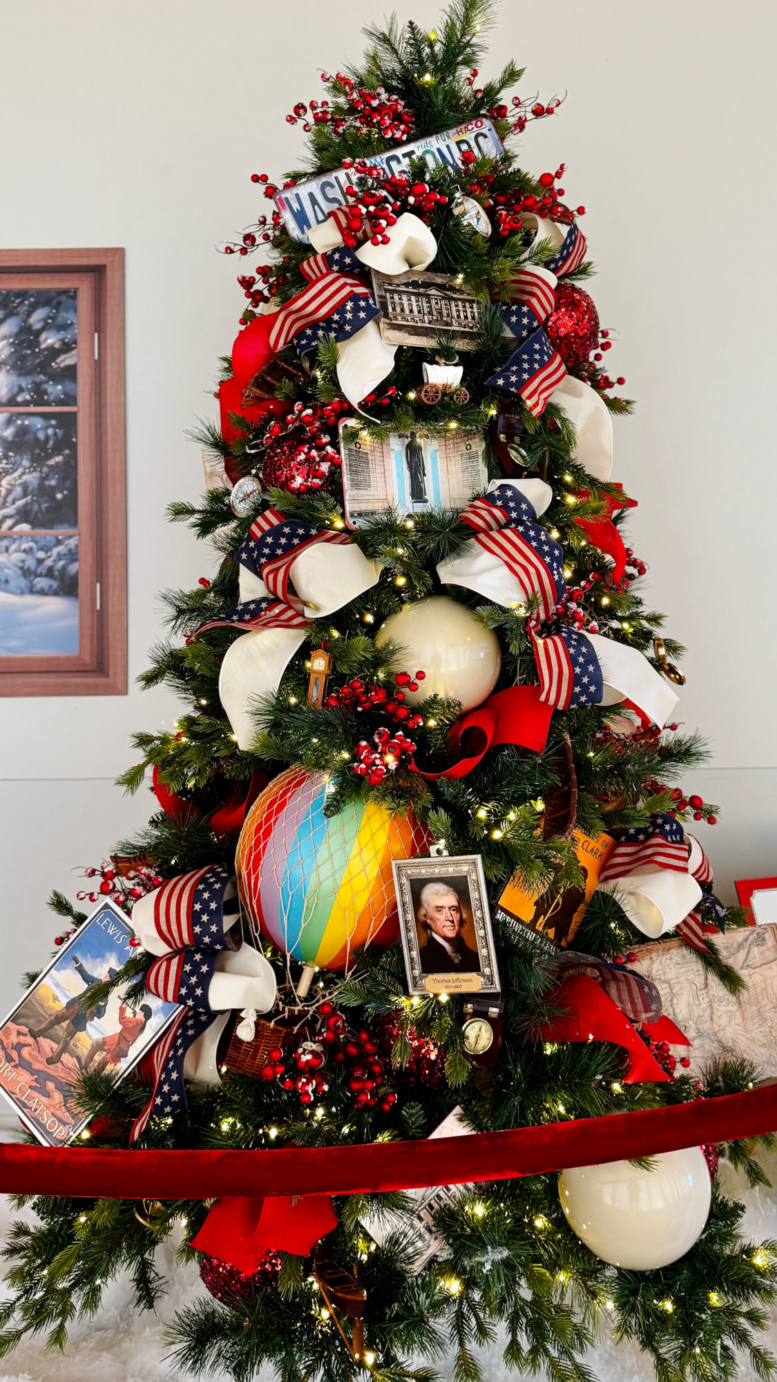 1800s in the USA Christmas Tree