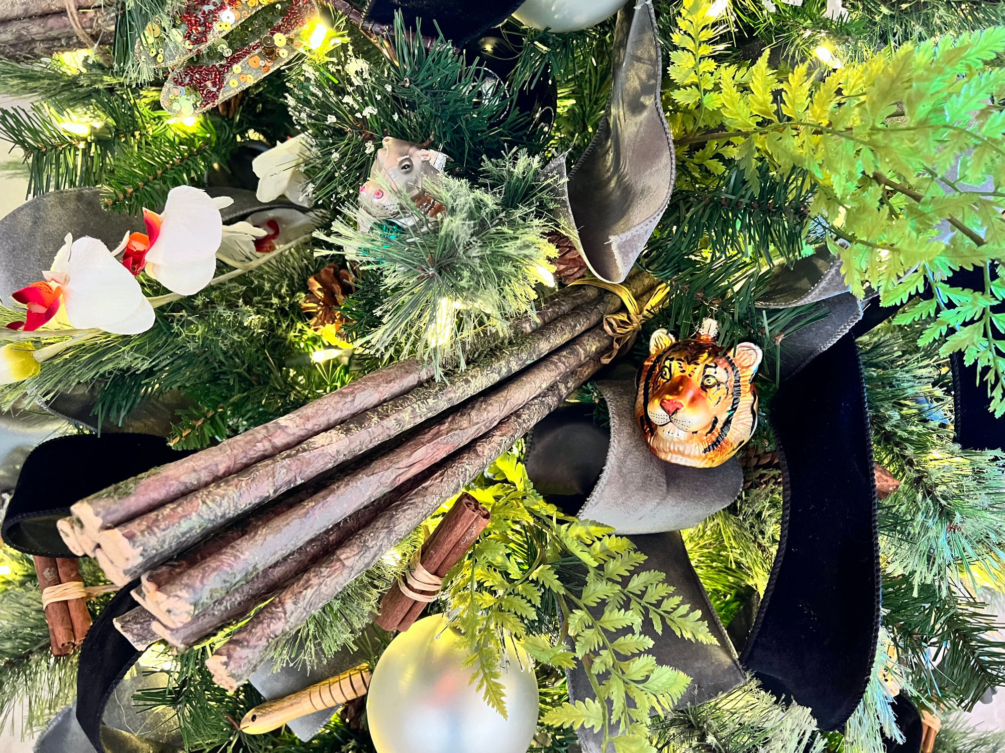 Indonesia Christmas Ornaments