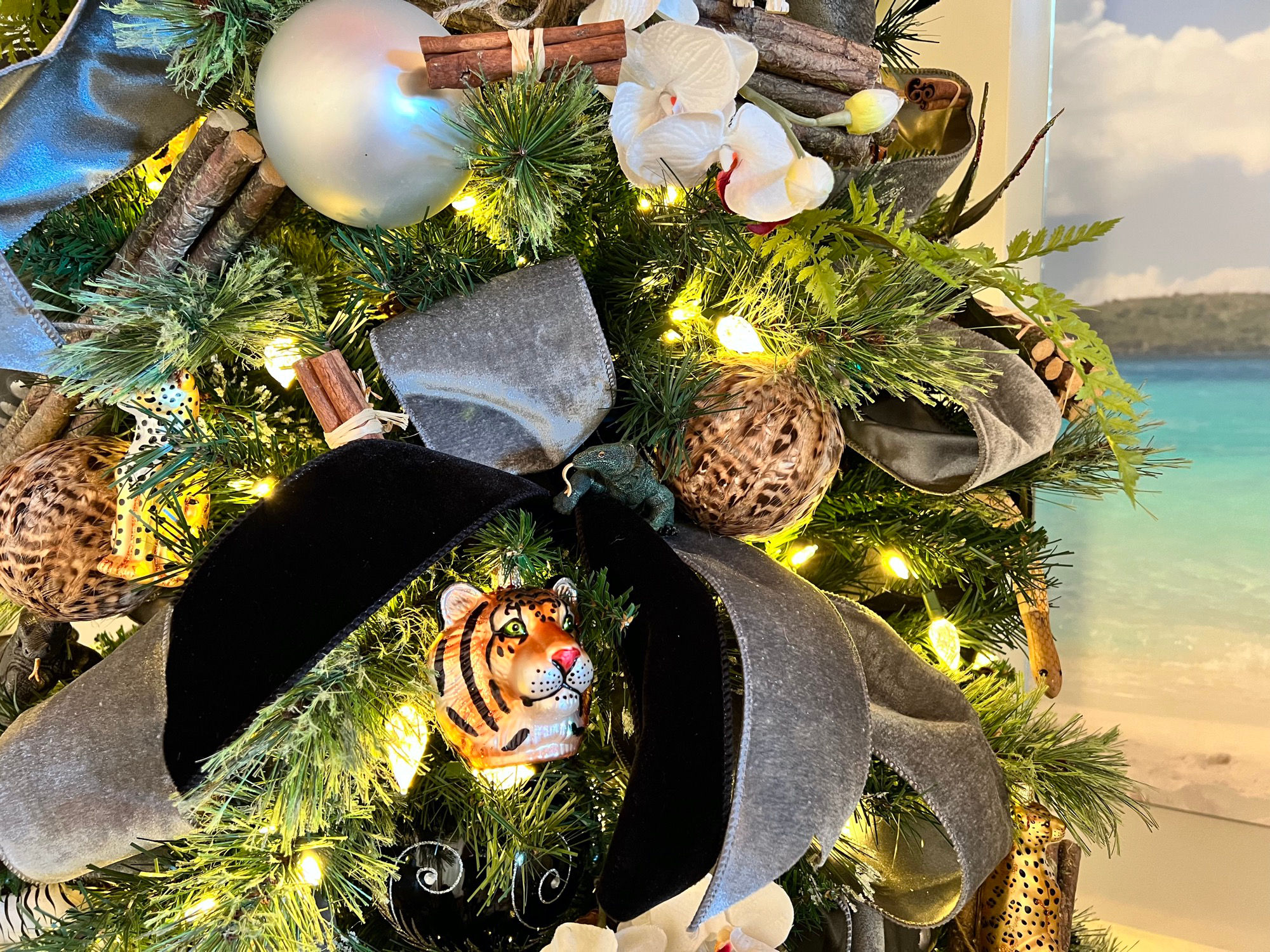 Indonesia Christmas Ornaments