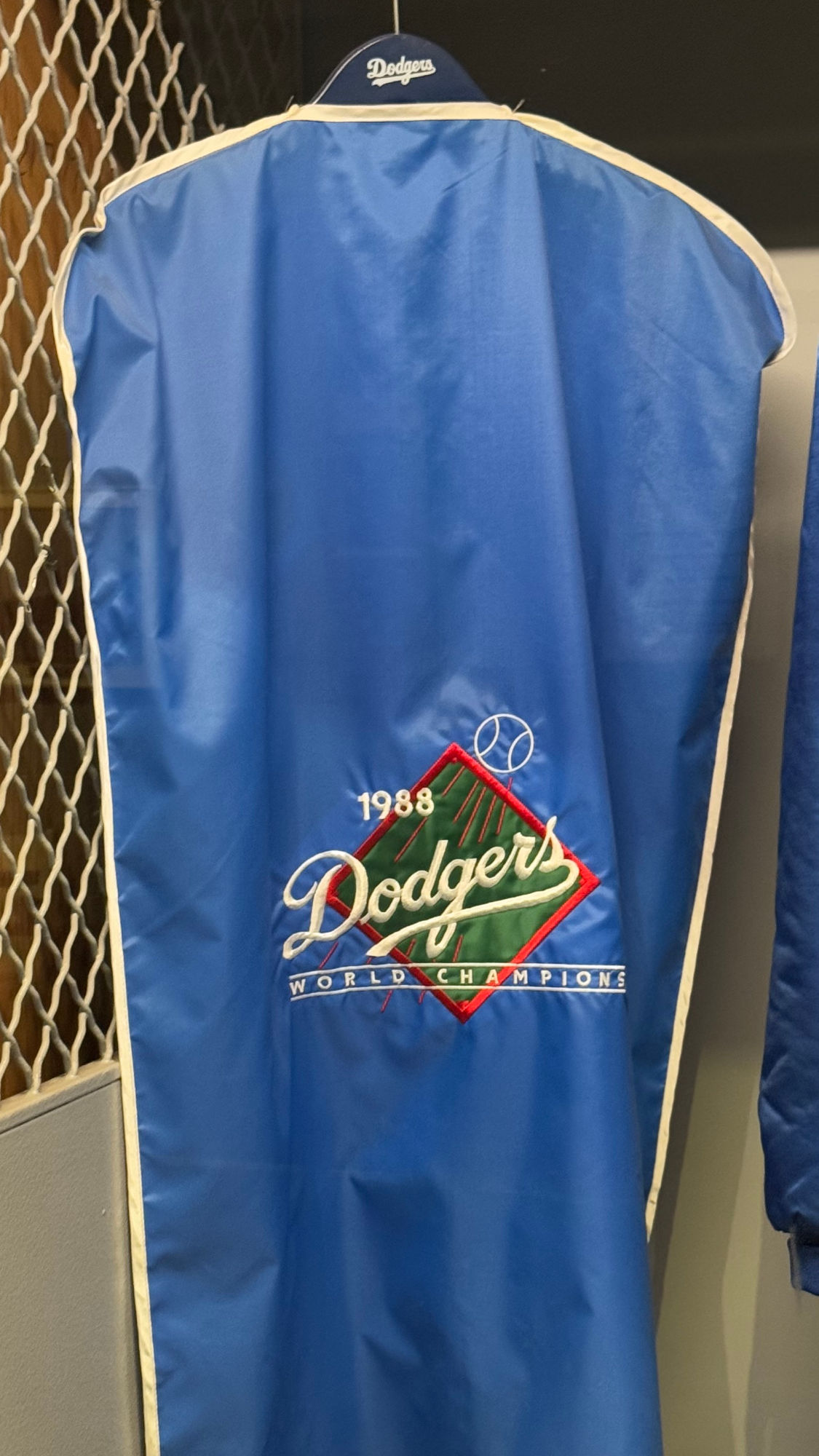 Dodgers 1988 Suit Bag
