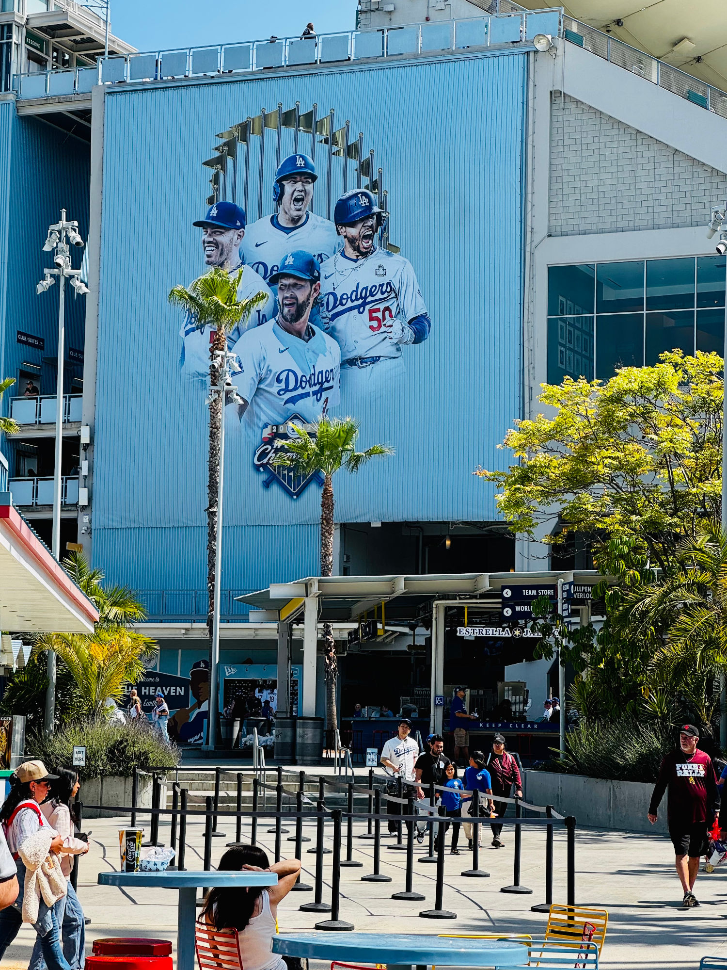 Mural 2024 World Champions Mural