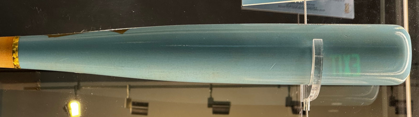 Cesar Izturis's Baseball Bat Cesar Izturis's Baseball Bat