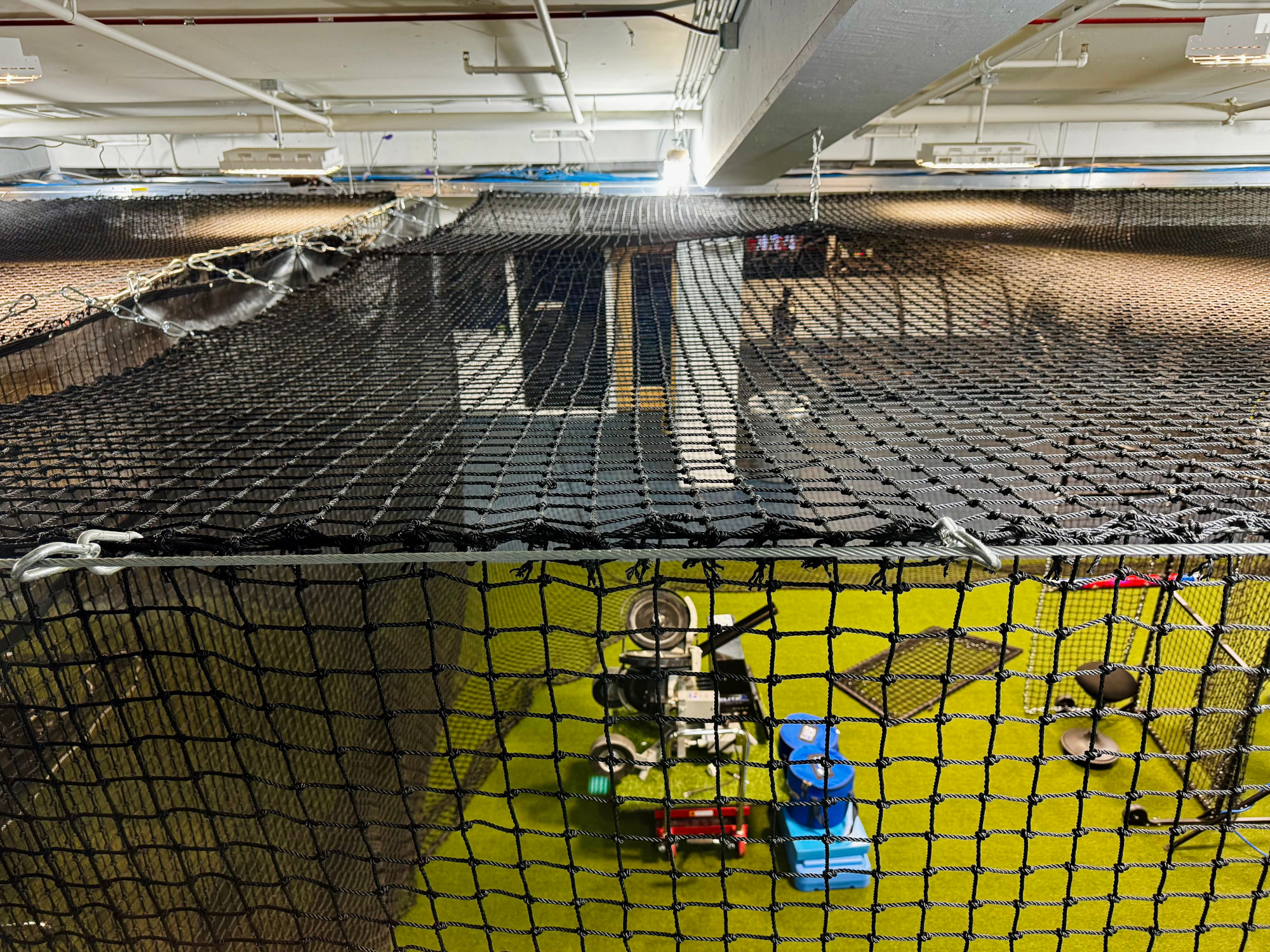 Batting Cage Pitching Machine