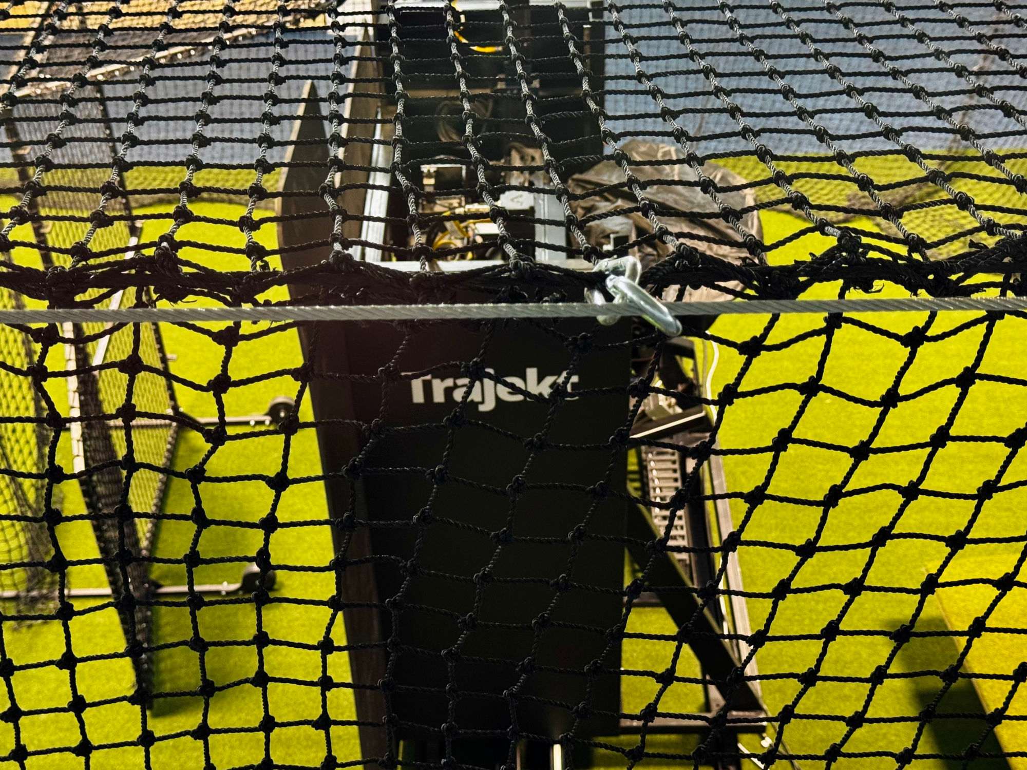 Batting Cage Trajekt Pitching Machine