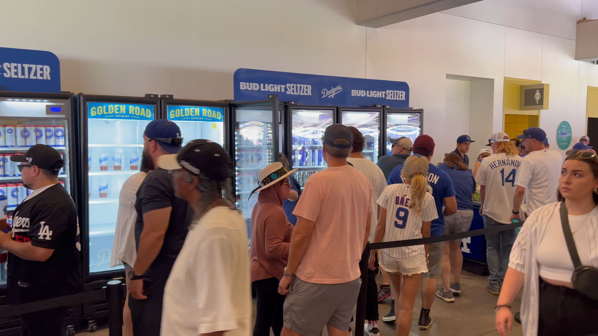 Canned Beer Stations Bud Light Seltzer