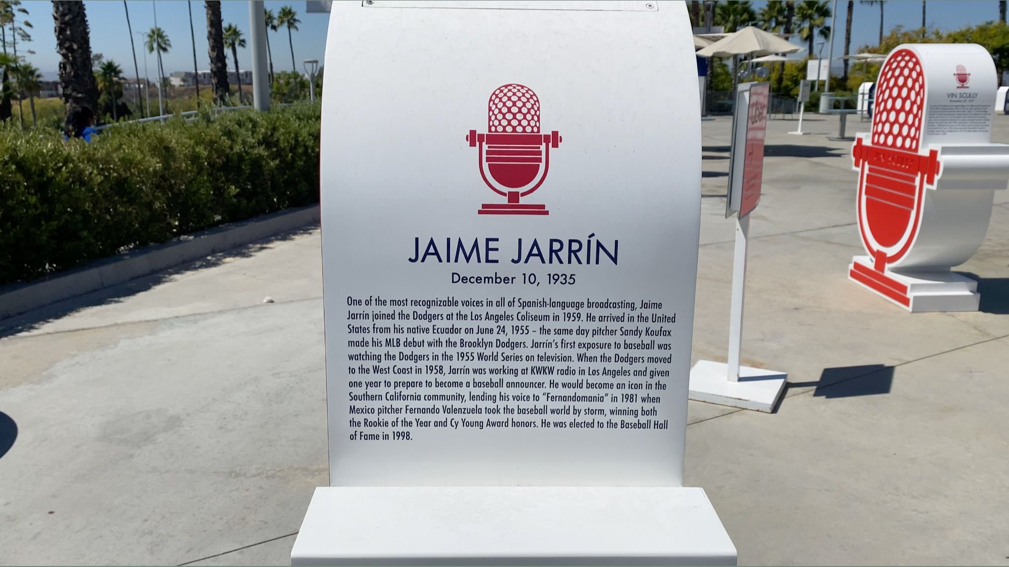 Broadcasting Jamie Jarrin