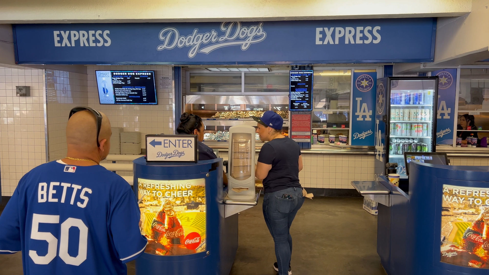 Dodger Dog Express Loge 140