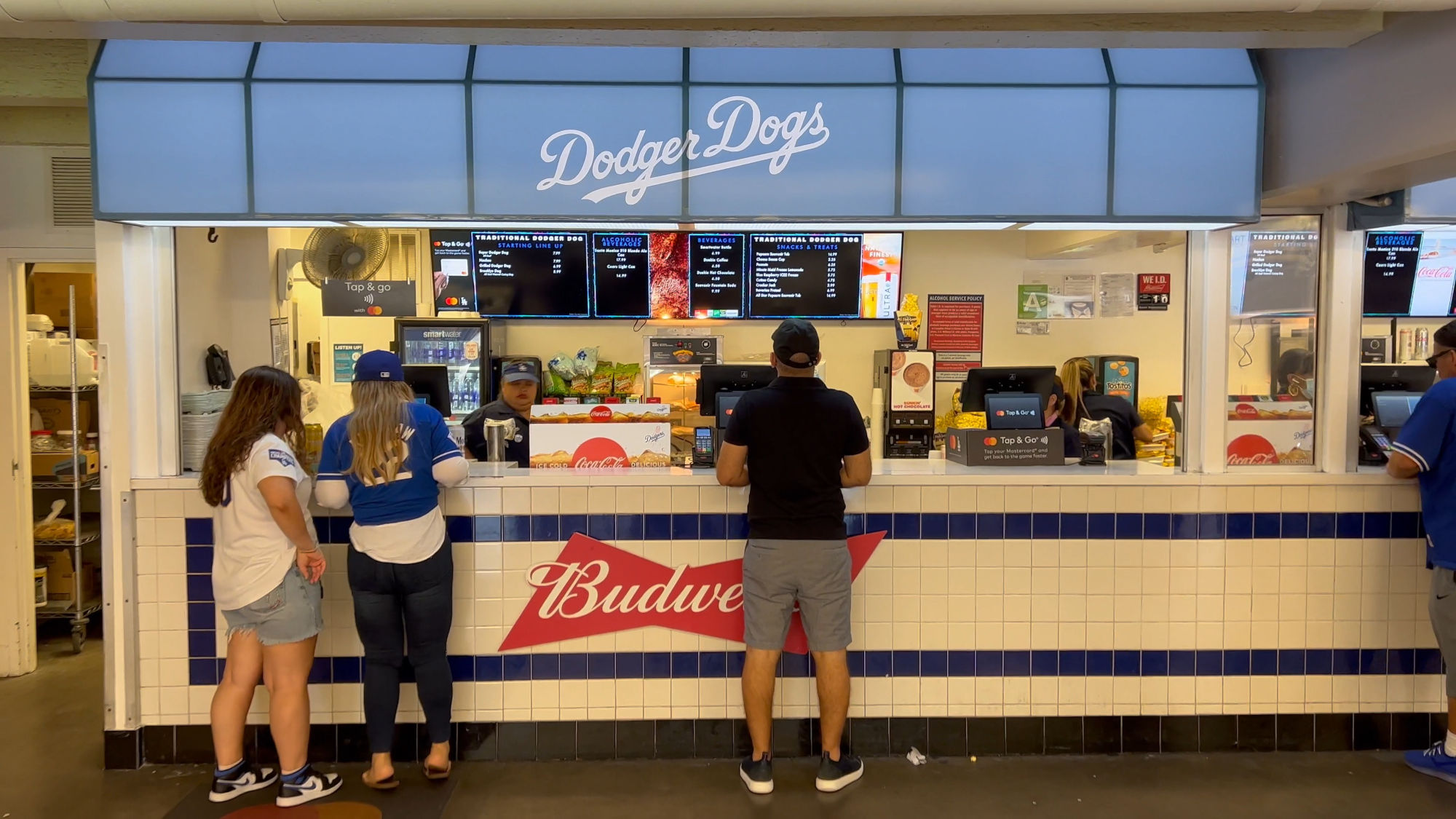 Dodger Dogs Loge 154