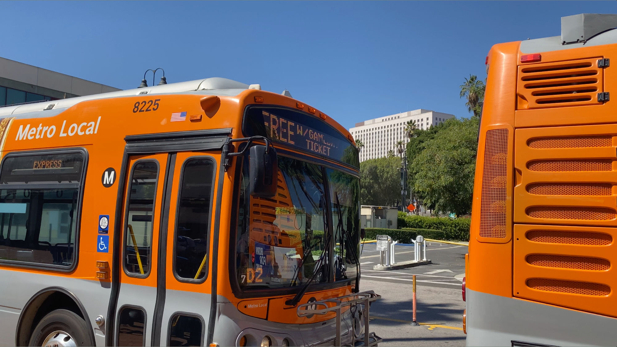 Dodger Stadium Express Free with Game Ticket