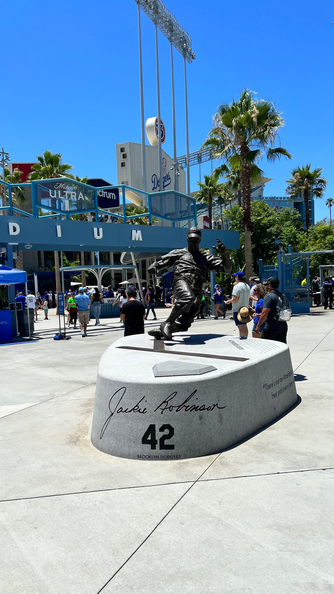 Dodger Stadium Robinson Statue