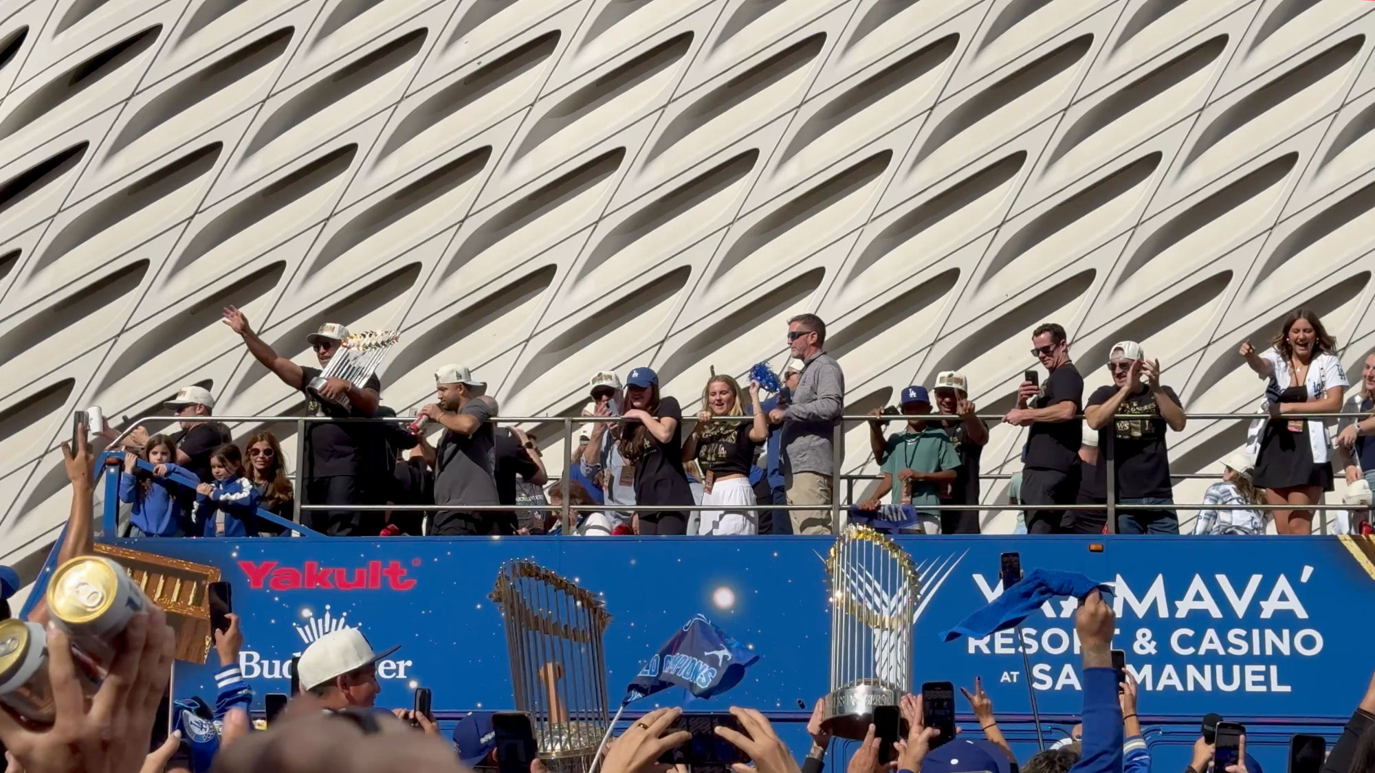 Dodgers 2024 Parade Dave Roberts