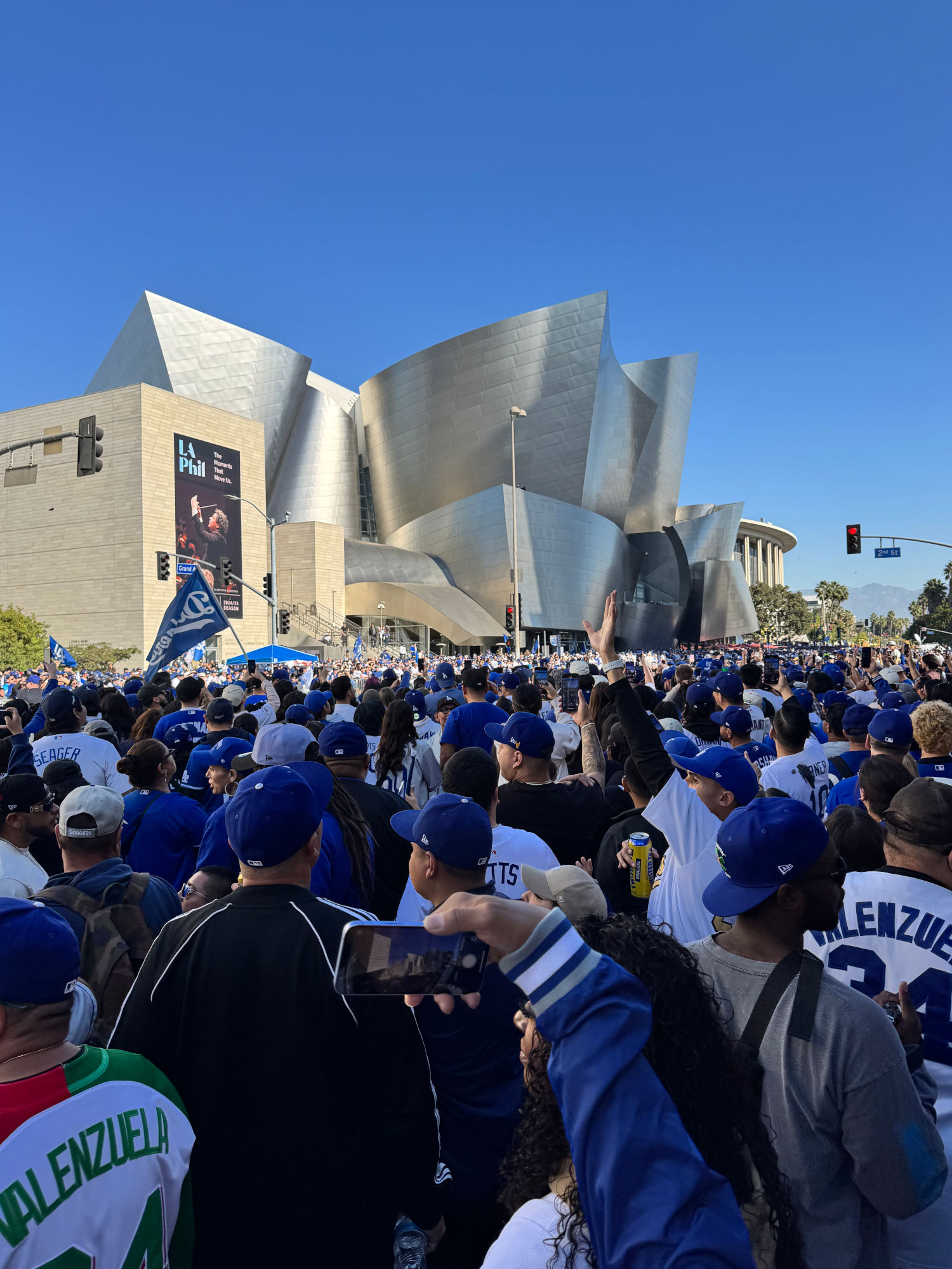 Dodgers 2024 Parade Valenzuela