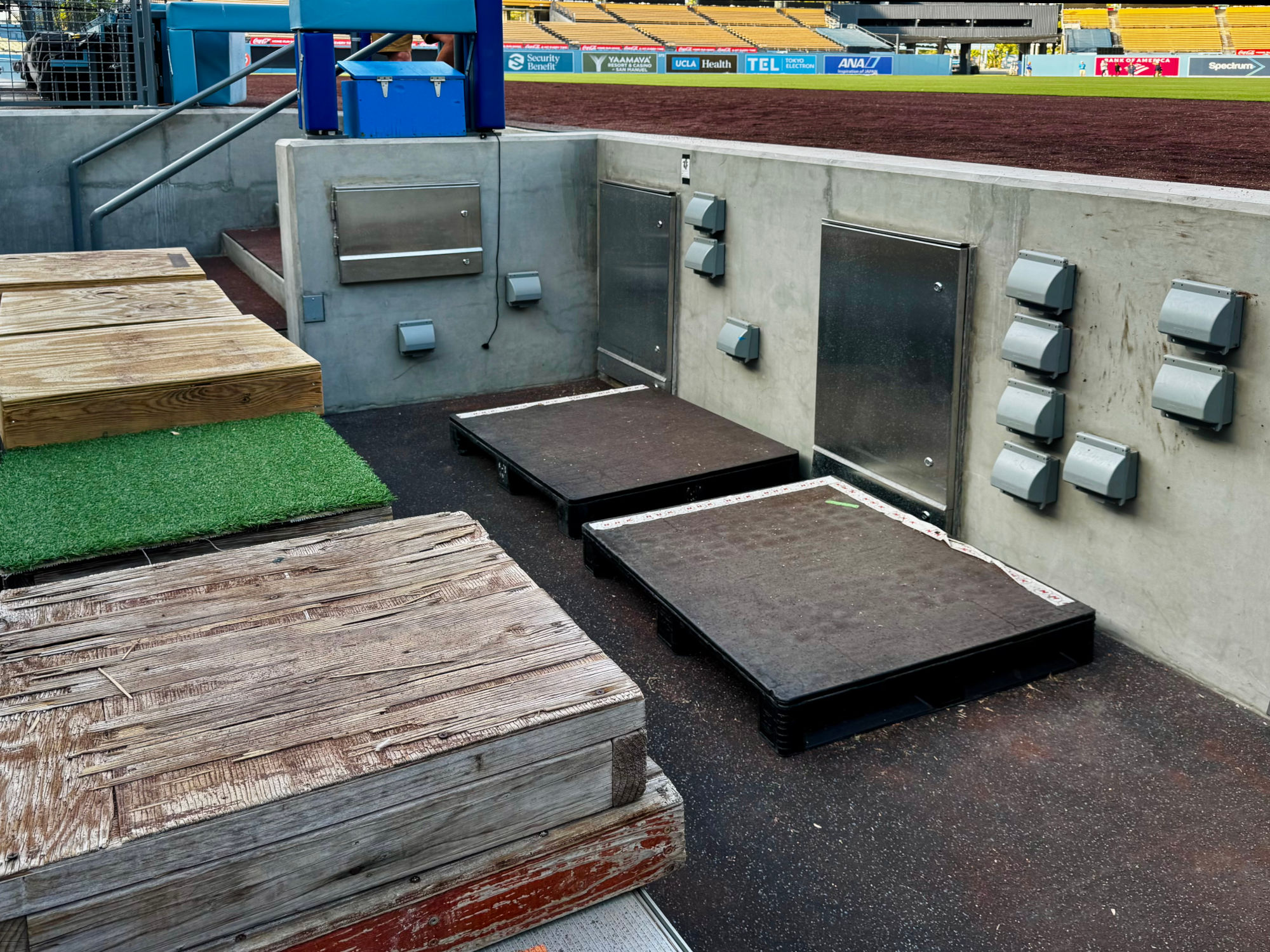 Dodgers Dugout Right Area