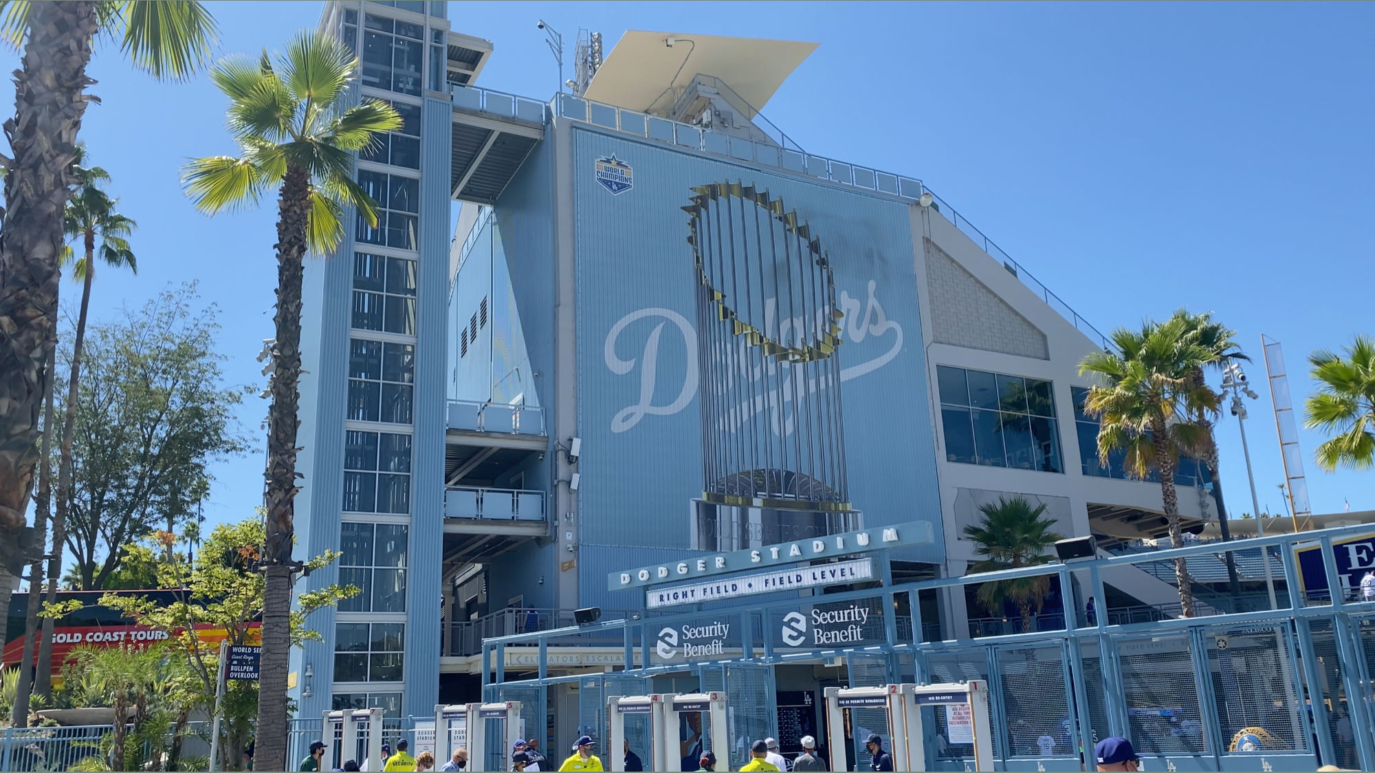 Right Field Field Level Entrance Right Field Field Level