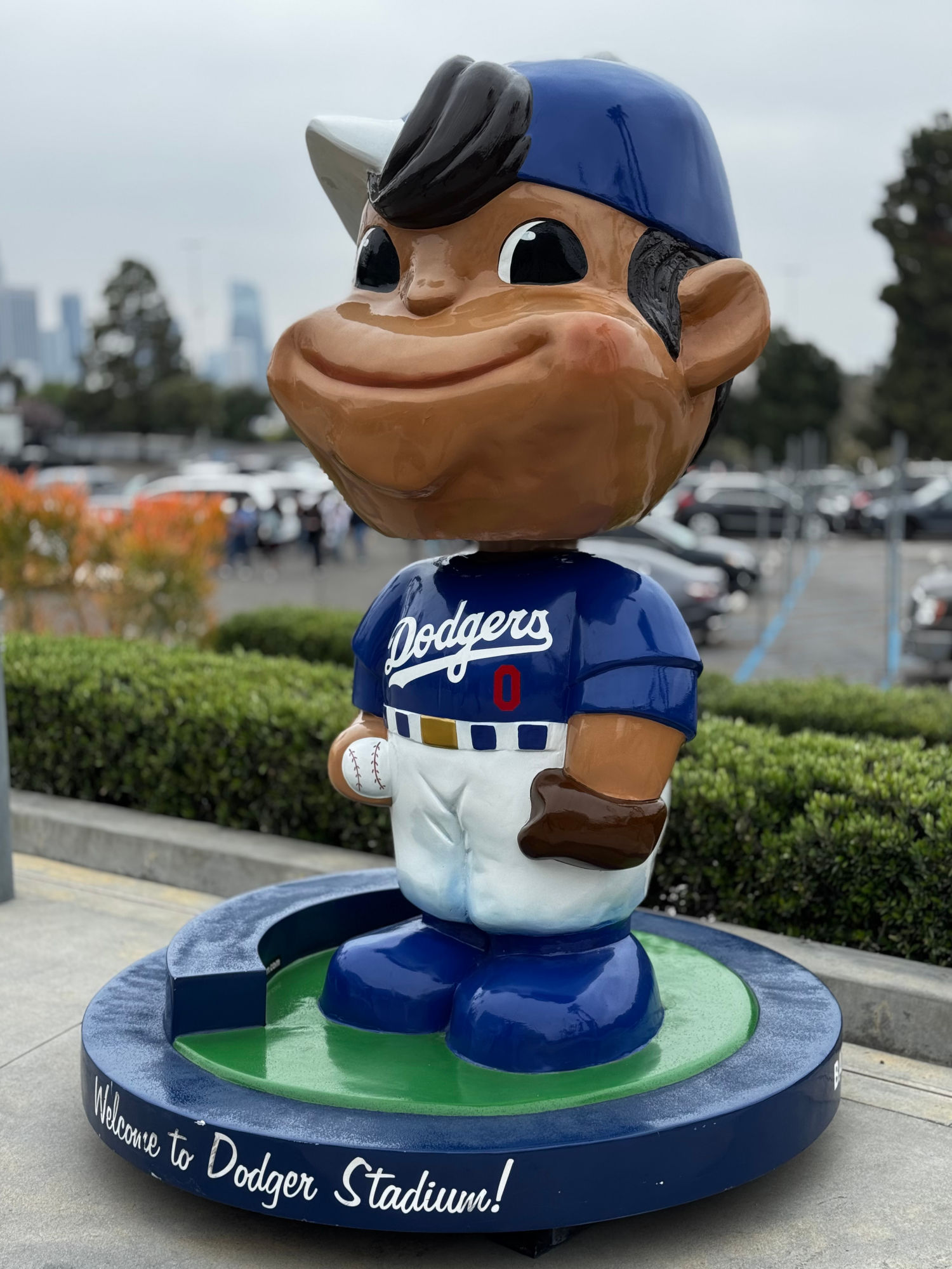 Holding a Baseball Giant Bobbleheads Holding a Baseball