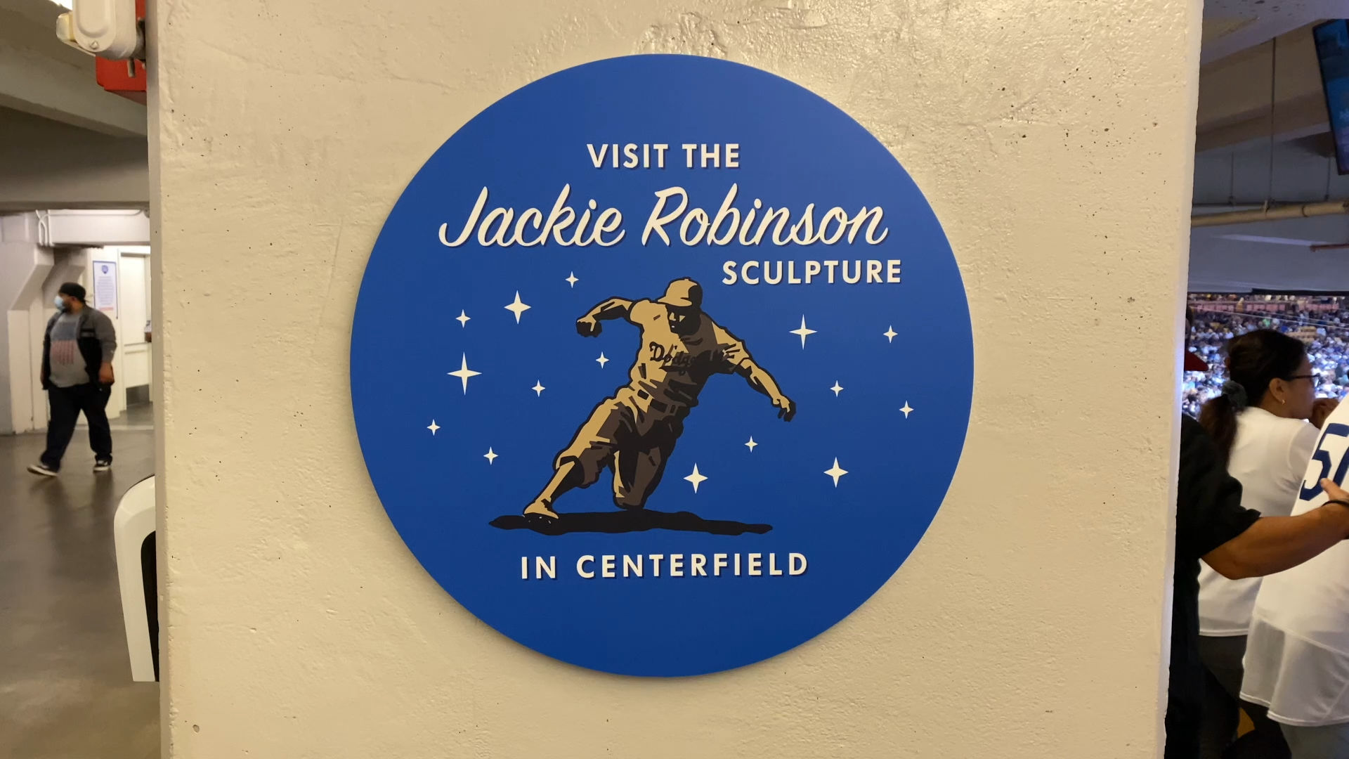 Jackie Robinson Sculpture Dodger Stadium