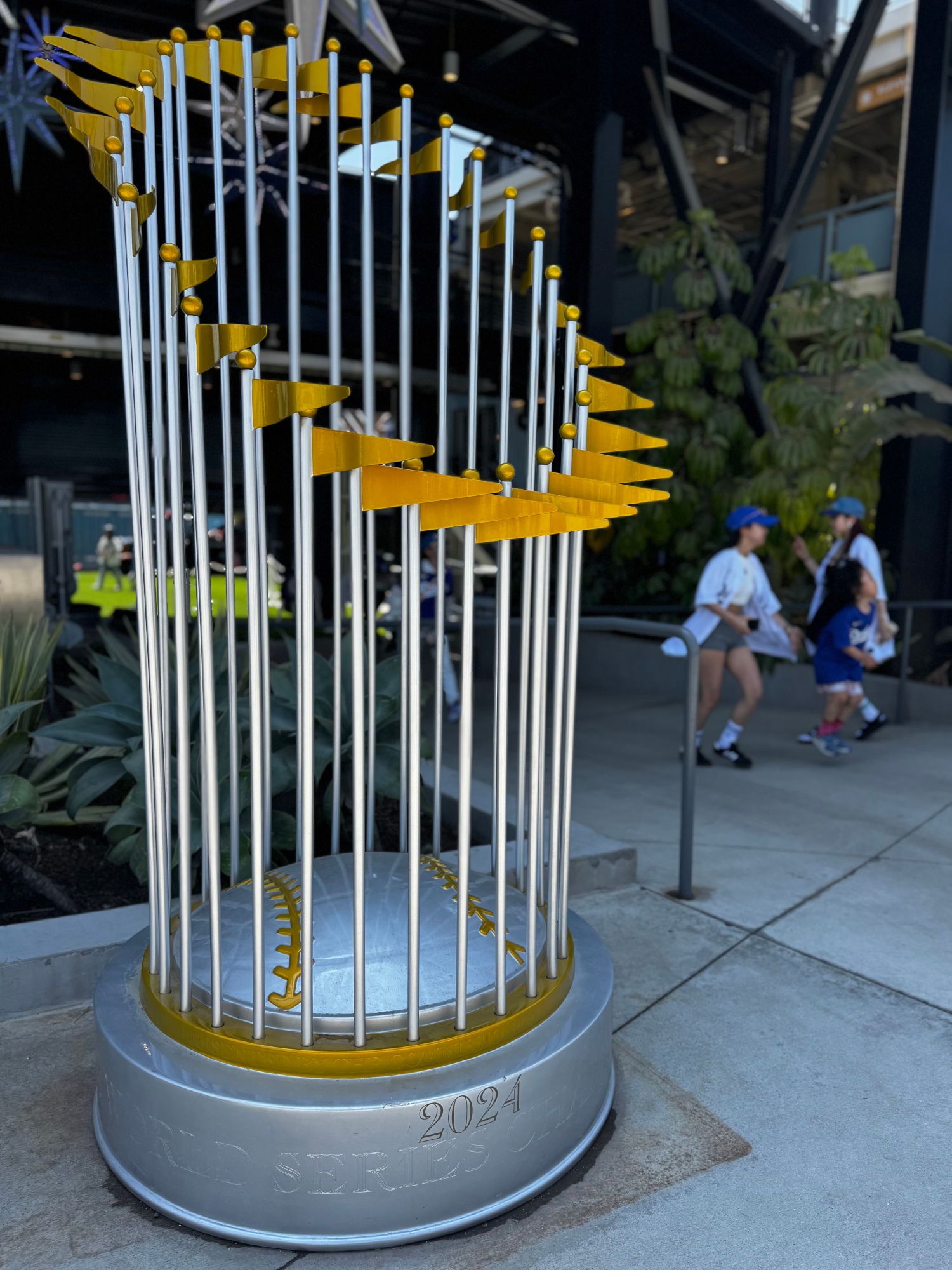 2024 Commisioner's Trophy Larger Than Life 2024 Commisioner's Trophy