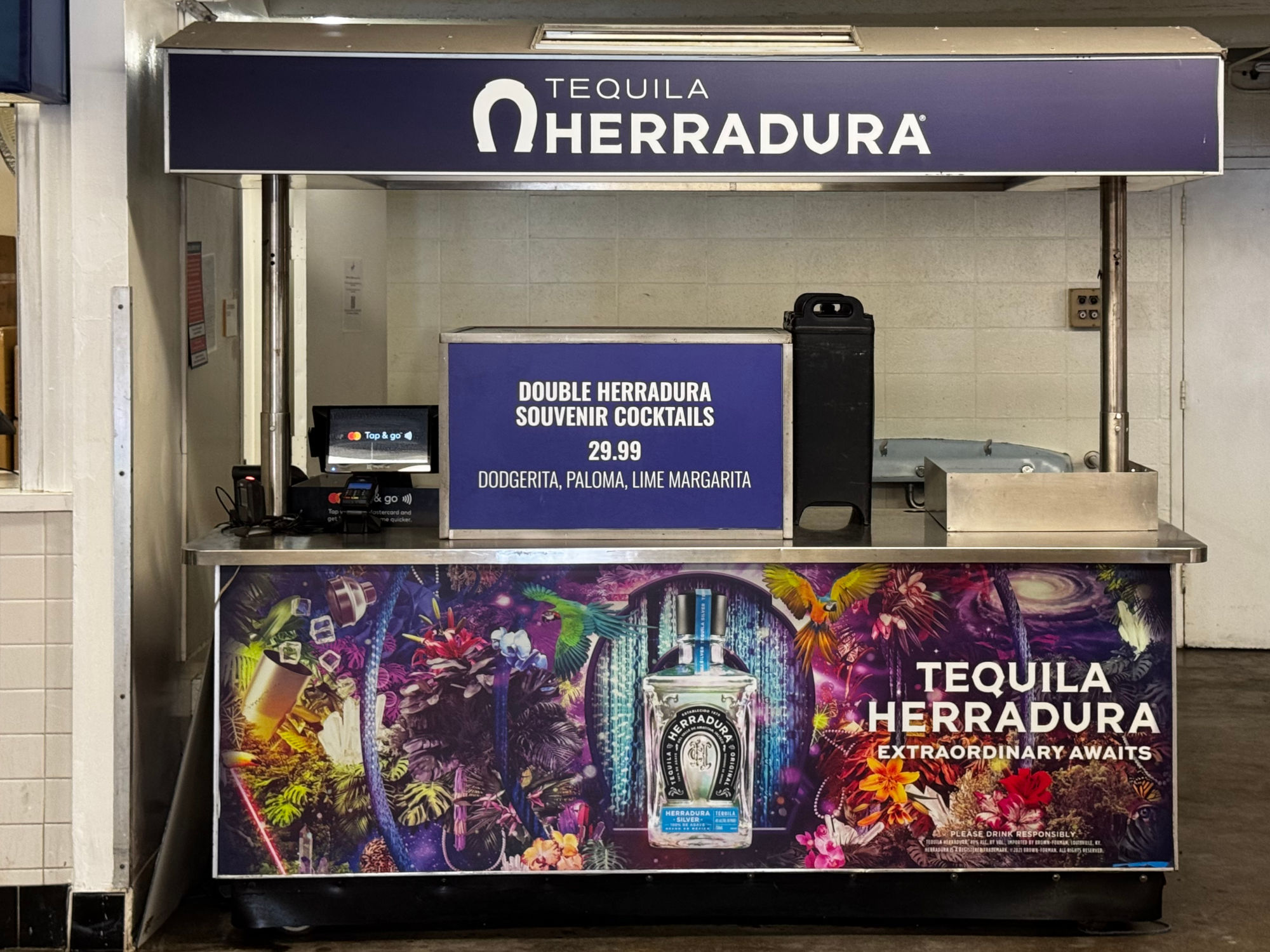 Tequila Herradura Stand