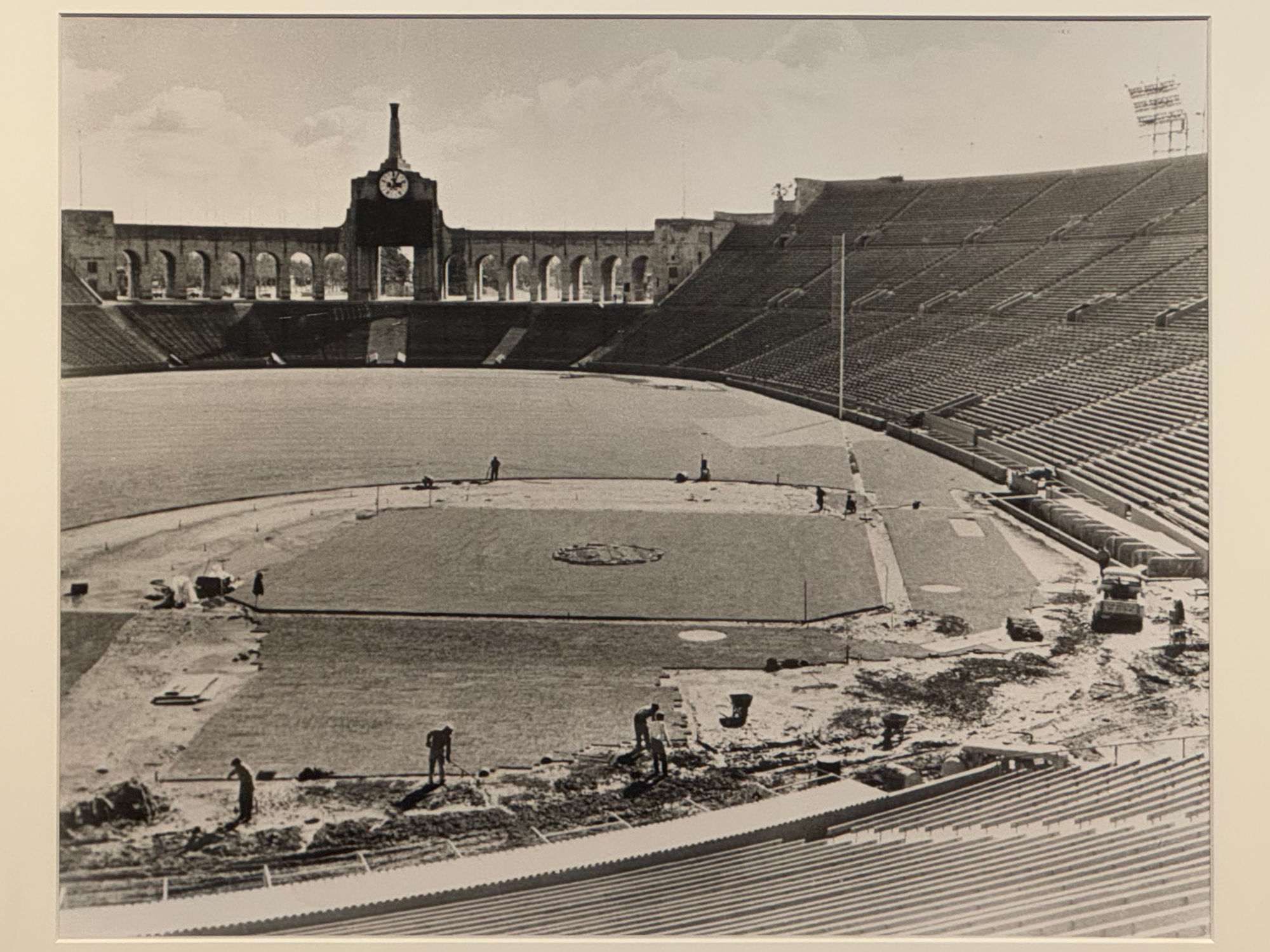 Construction For Baseball Los Angeles Memorial Coliseum Construction For Baseball