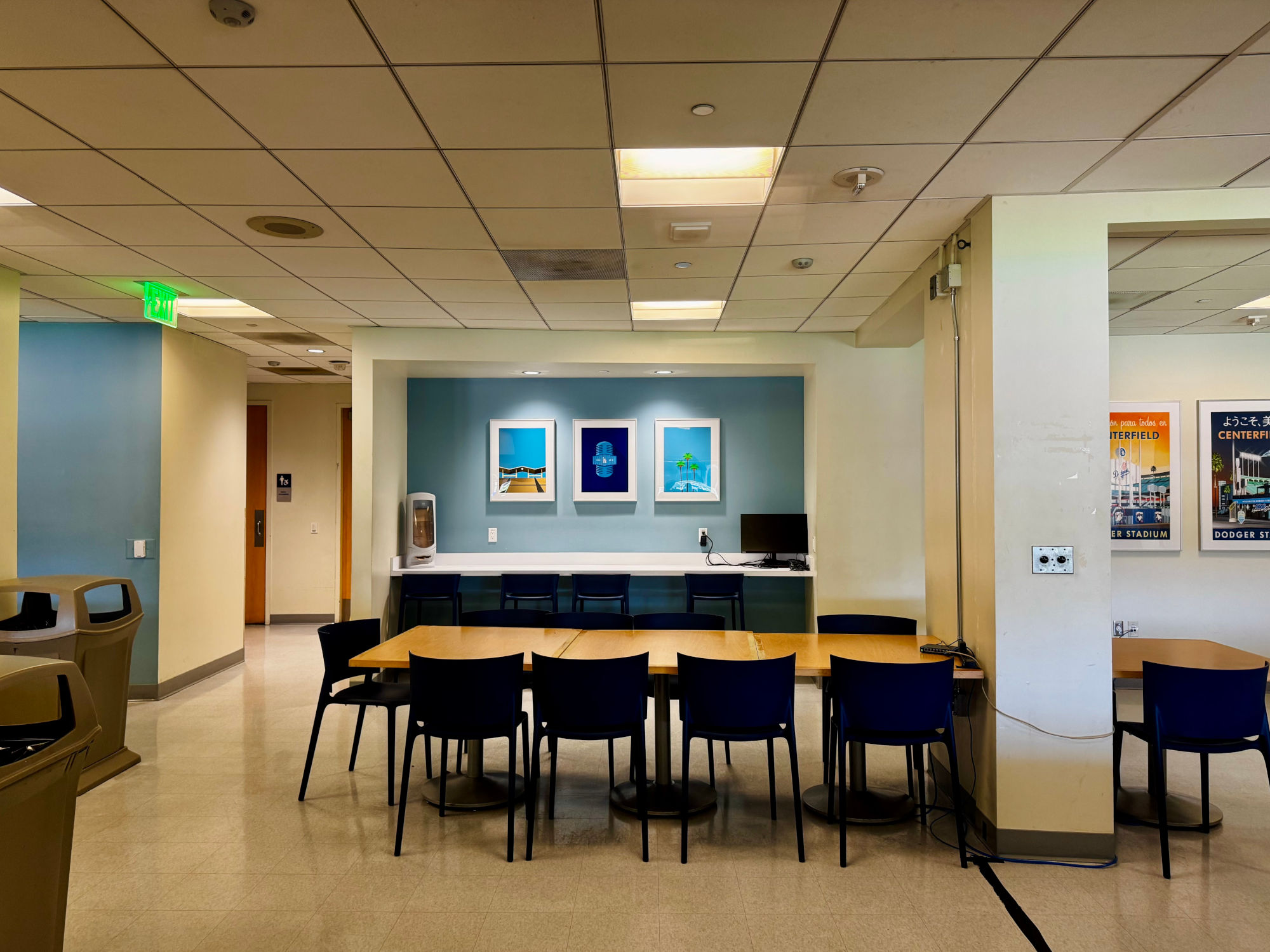 Media Dining Room Tables