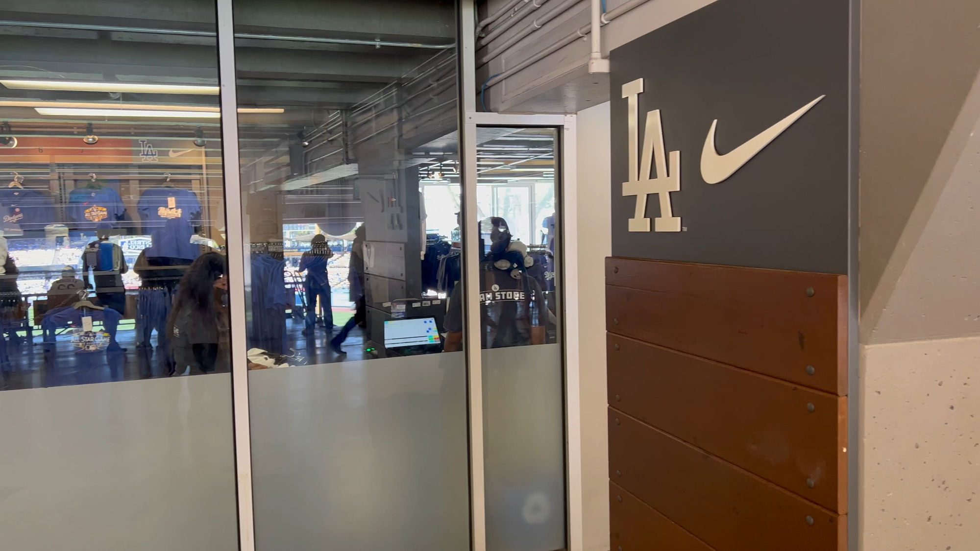 Nike Official Team Store
