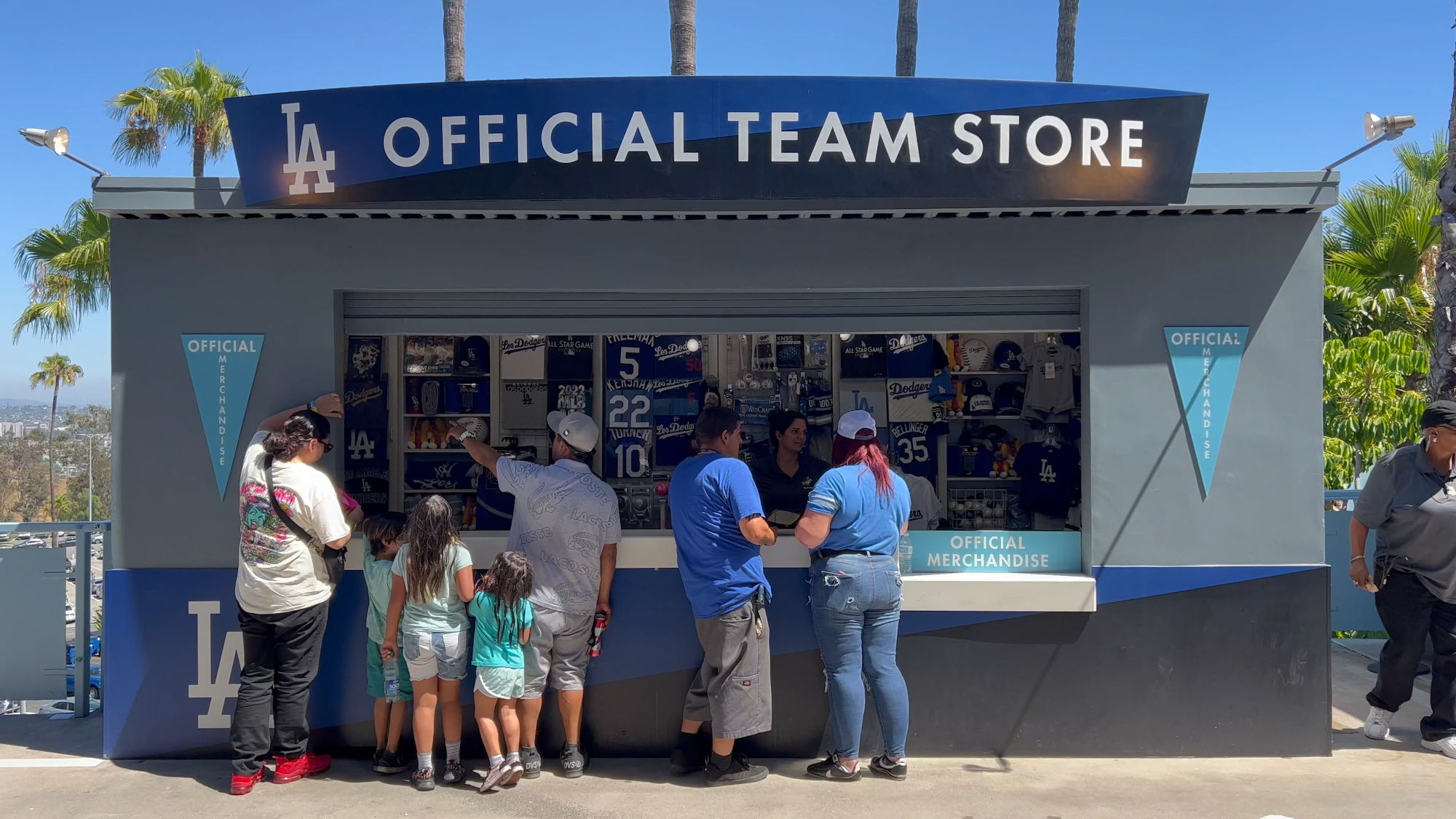 Official Team Store Reserve 42