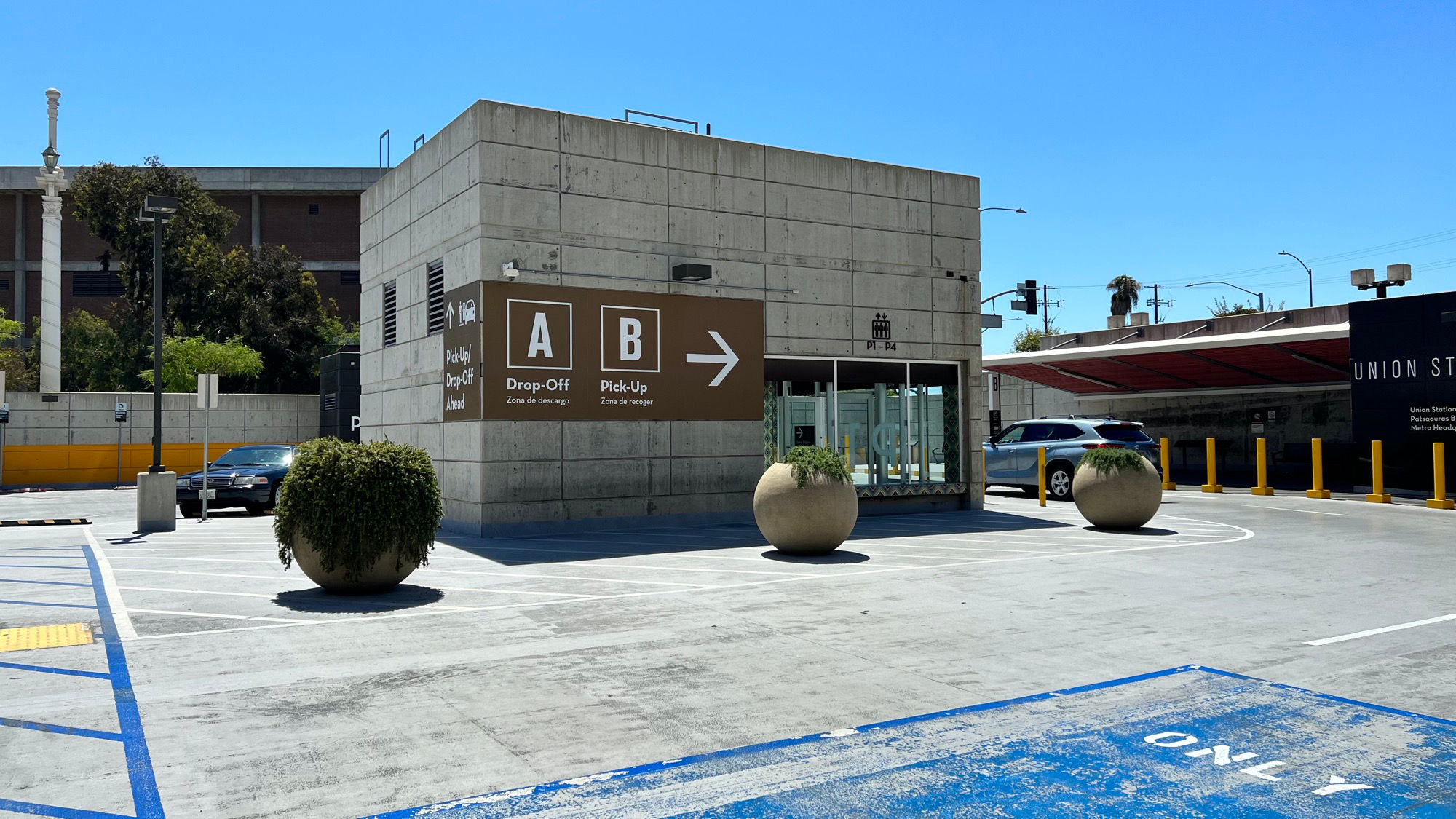 Dodger Stadium Express East Elevator to Parking