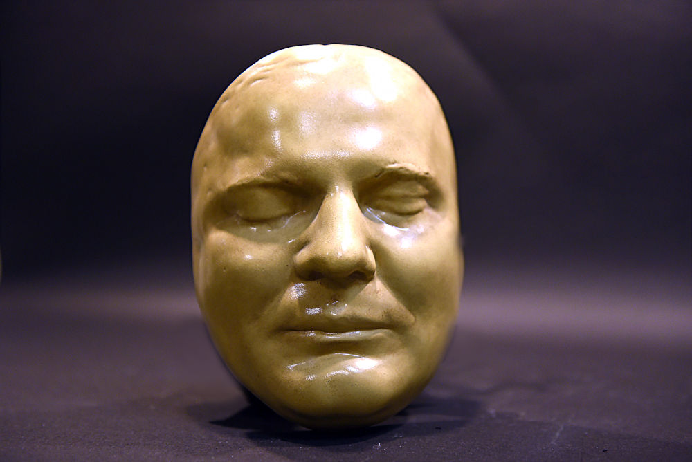 FBI Pretty Boy Floyd's Death Mask