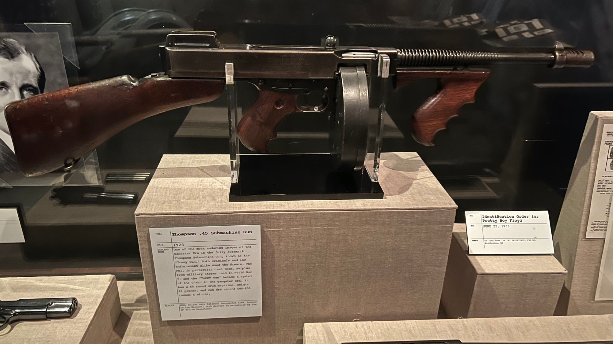 FBI Thompson 45 Submachine Gun
