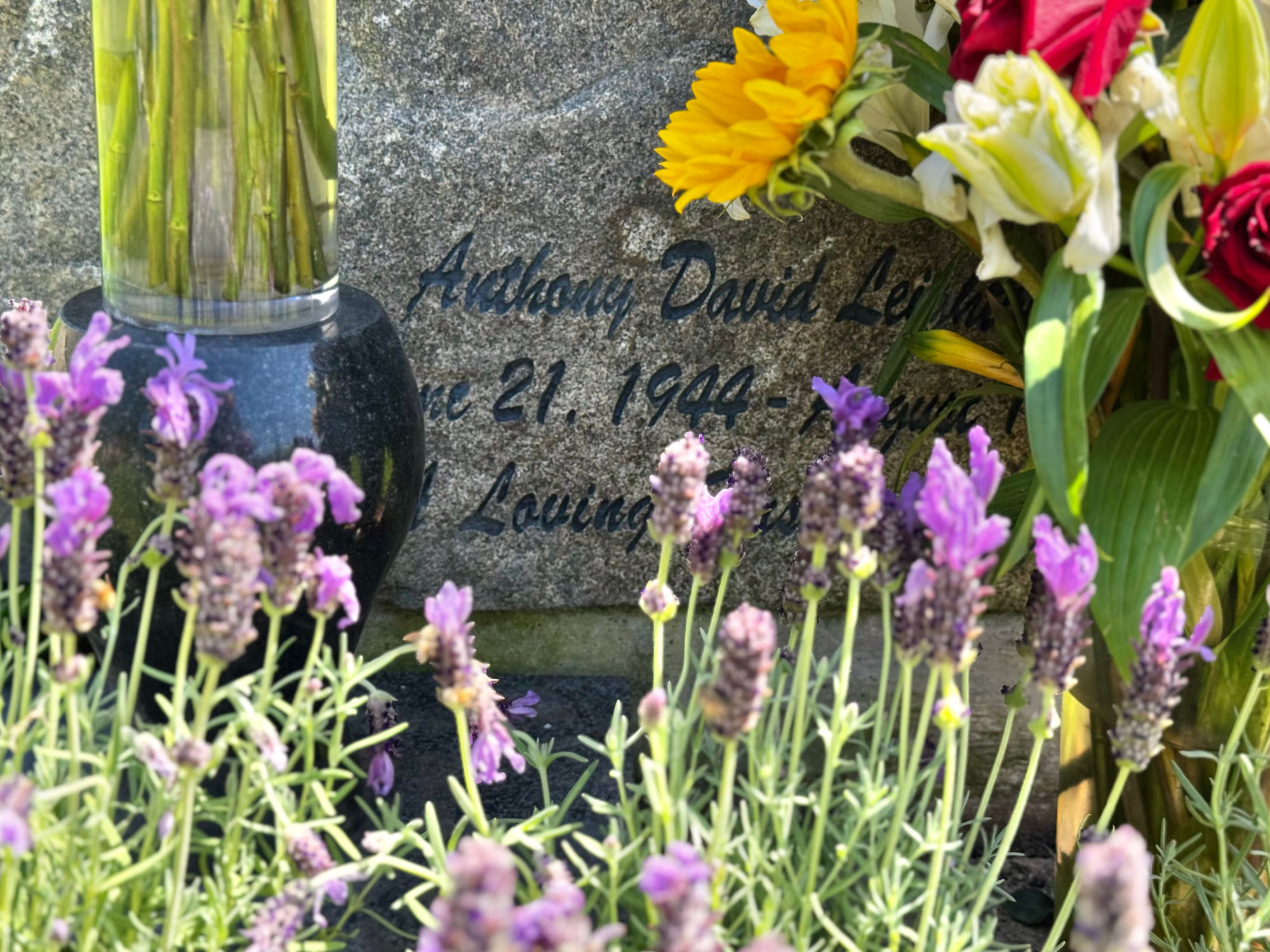 Anthony David Leighton Scott Grave