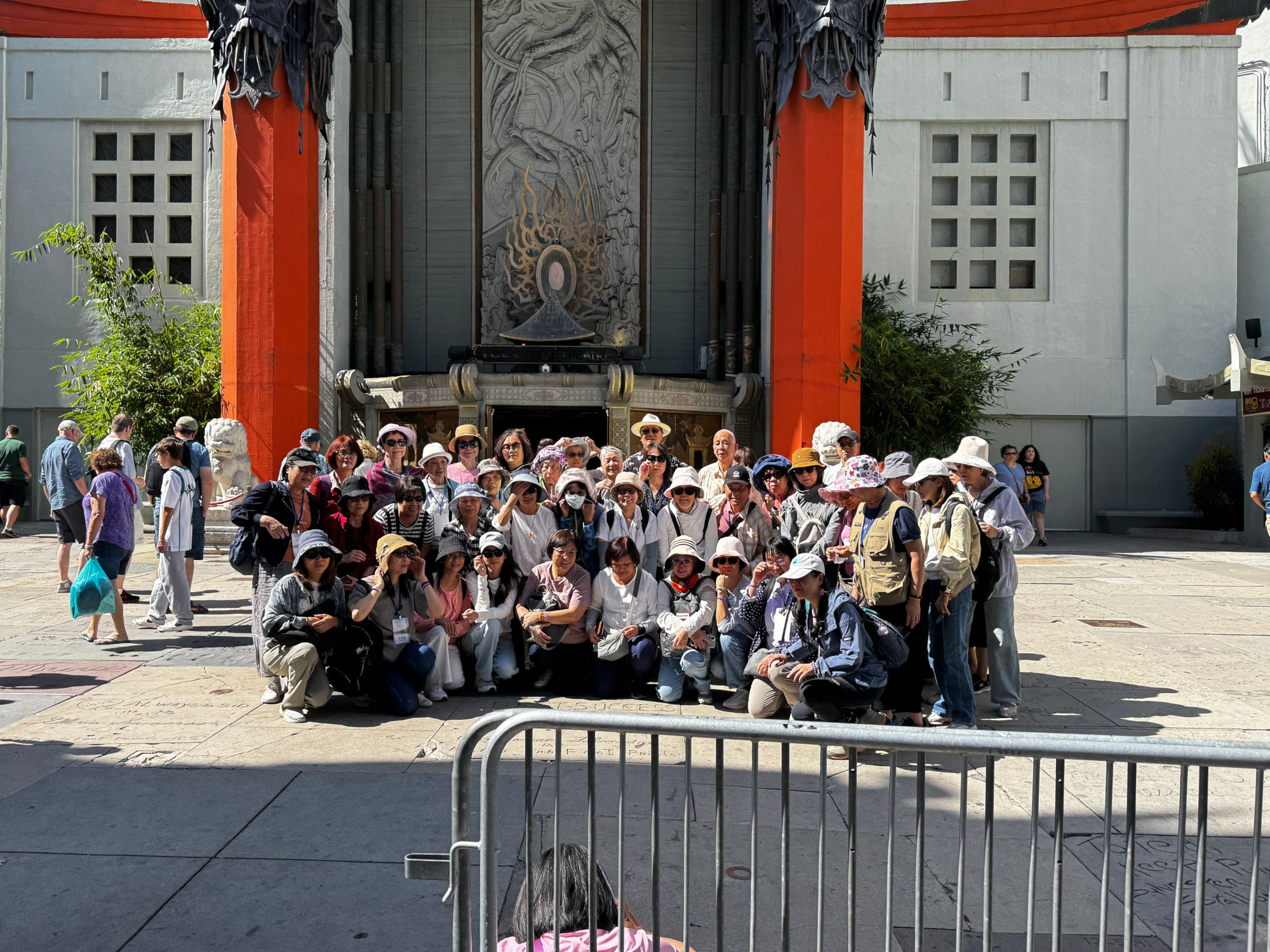 TCL Chinese Theatre Tourists