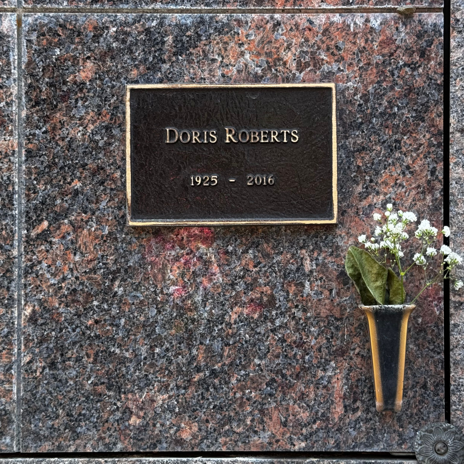 Westwood Village Memorial Park Doris Roberts