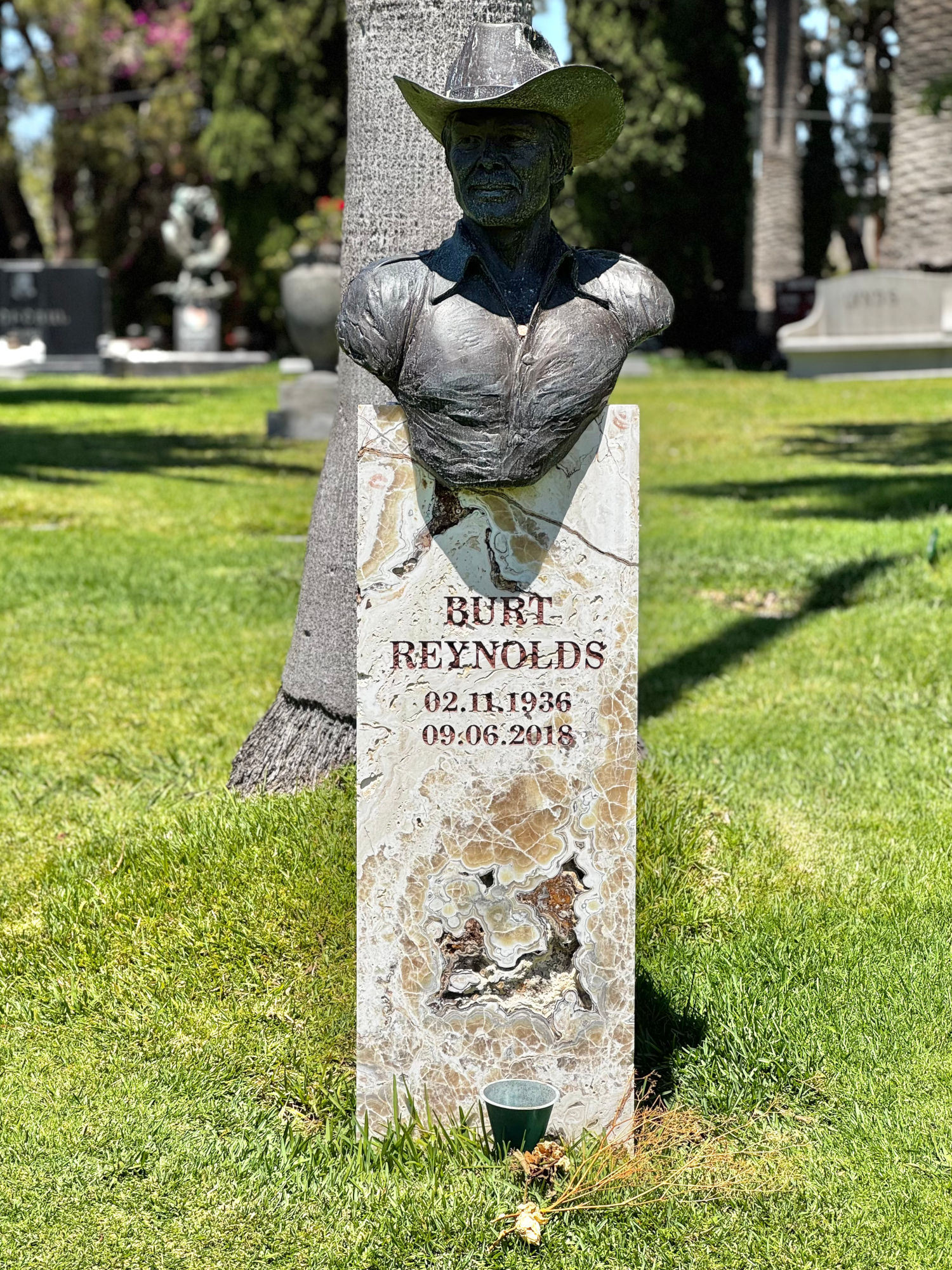 Hollywood Forever Cemetery Burton Leon Reynolds