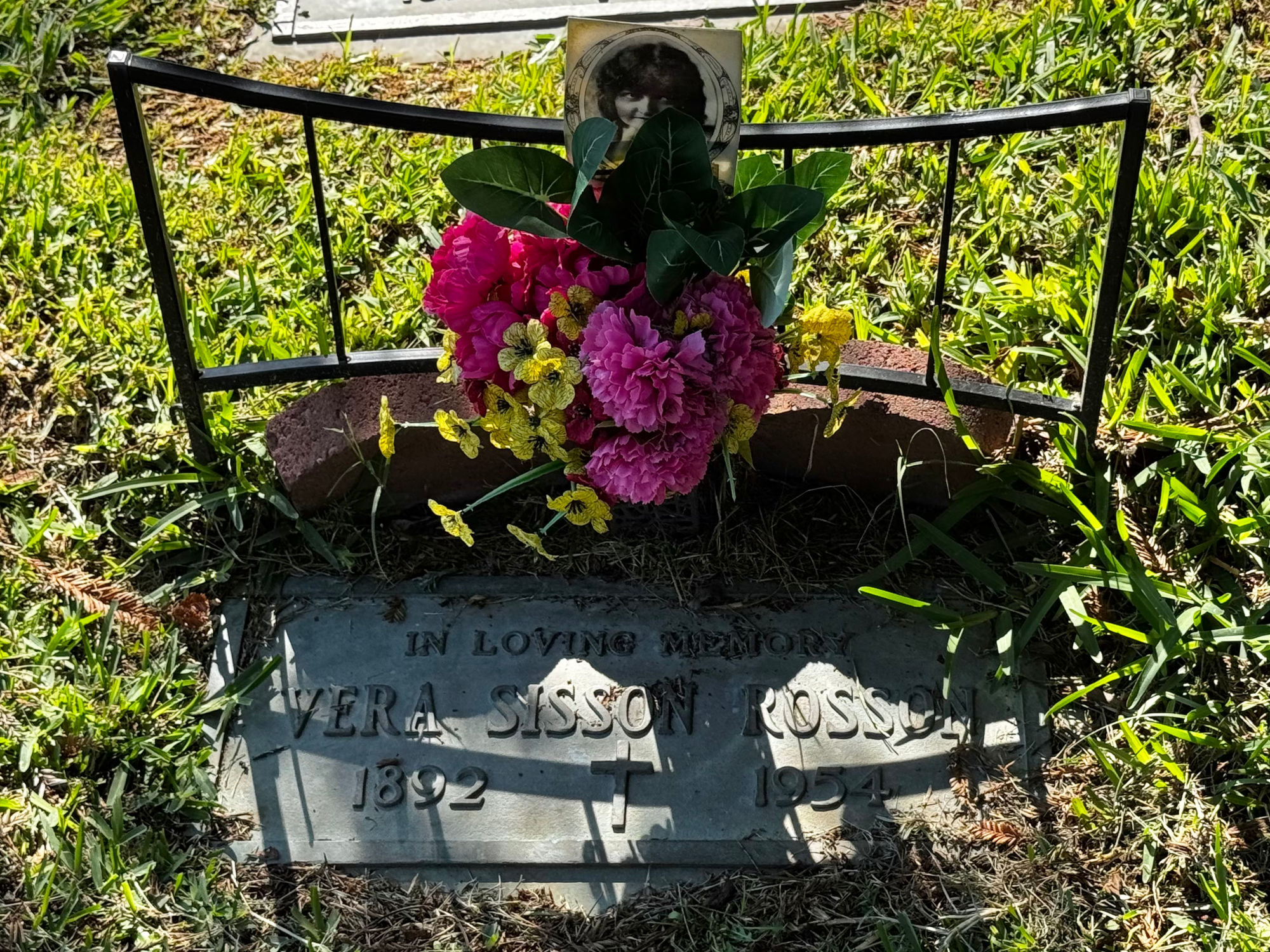 Hollywood Forever Cemetery Vera Sisson