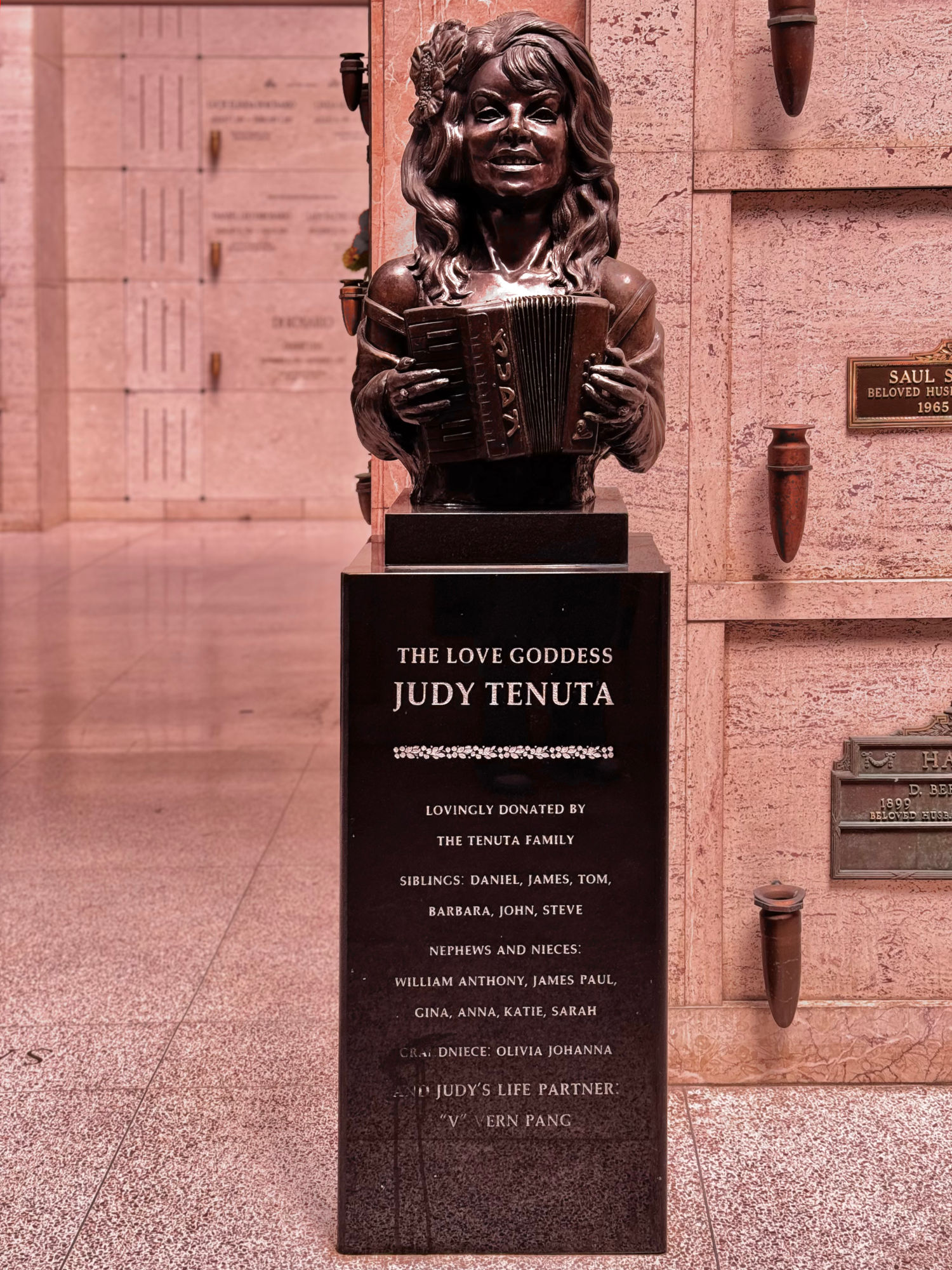 Judy Tenuta Statue