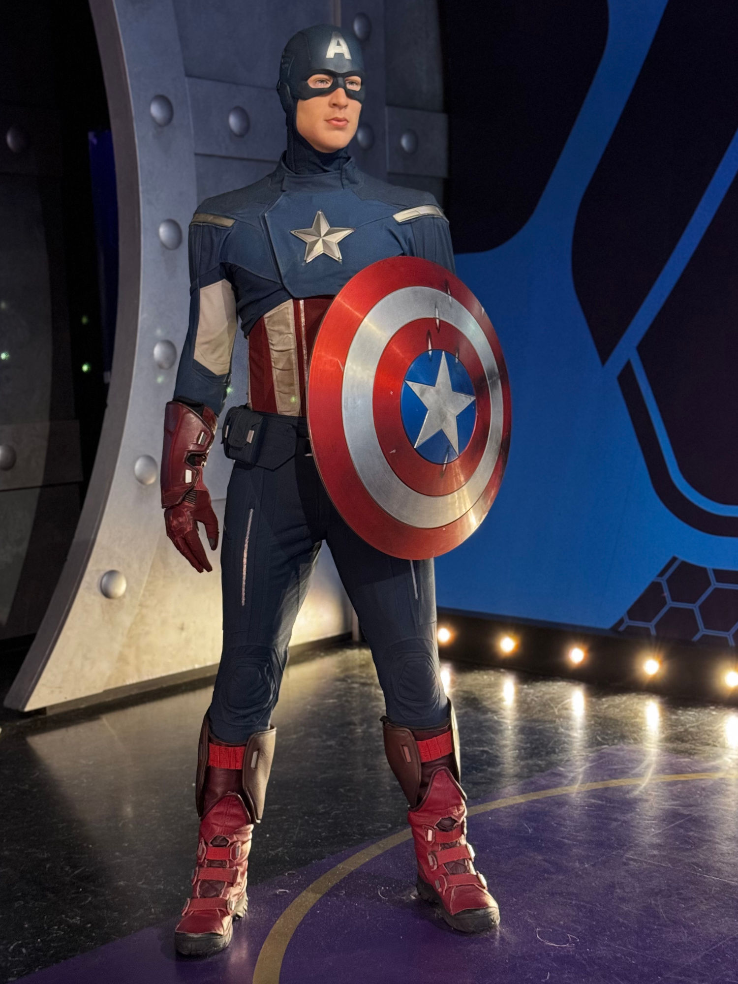 Madame Tussauds Chris Evans As Captain America