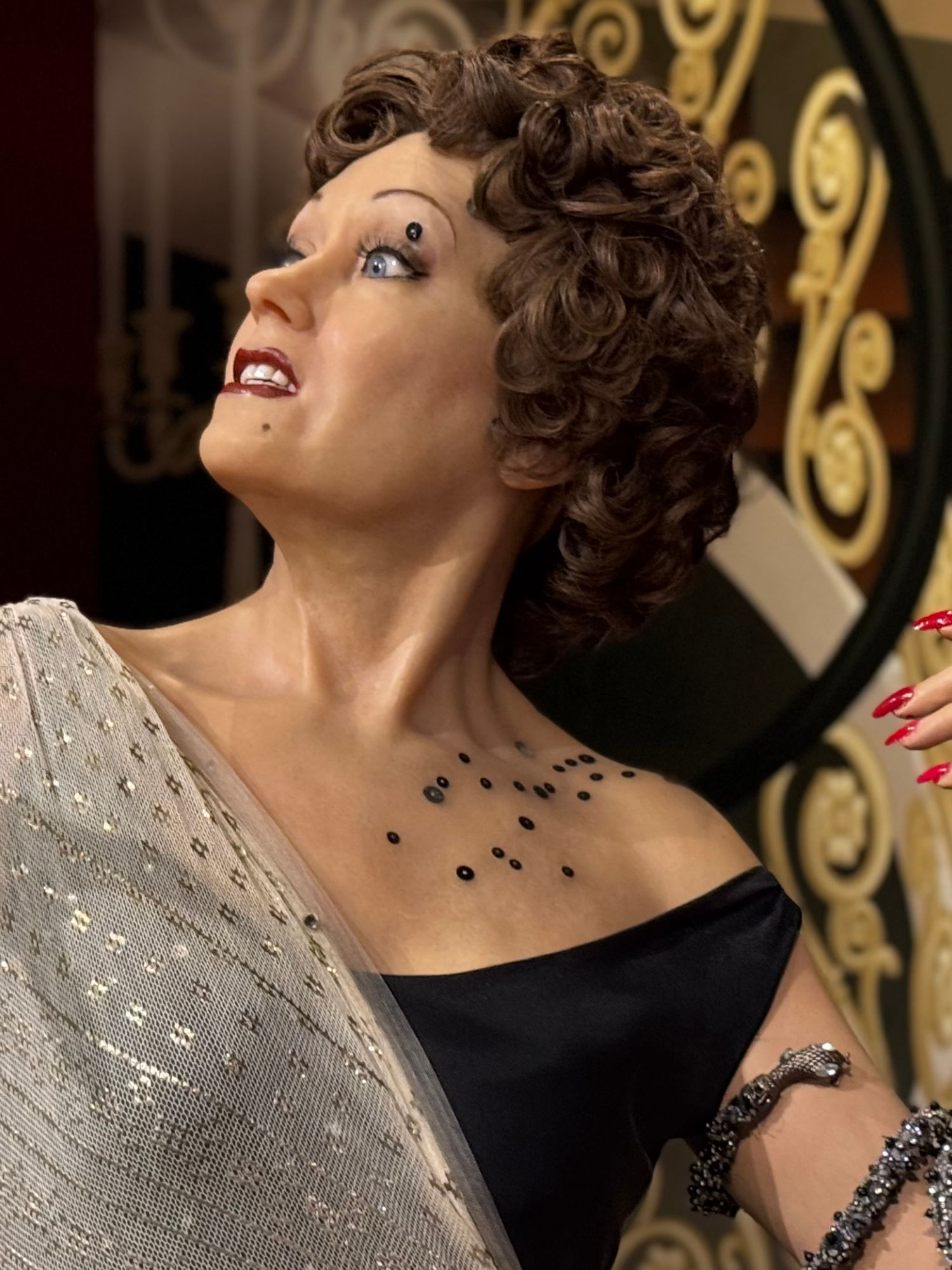 Madame Tussauds Gloria Swanson Close-Up