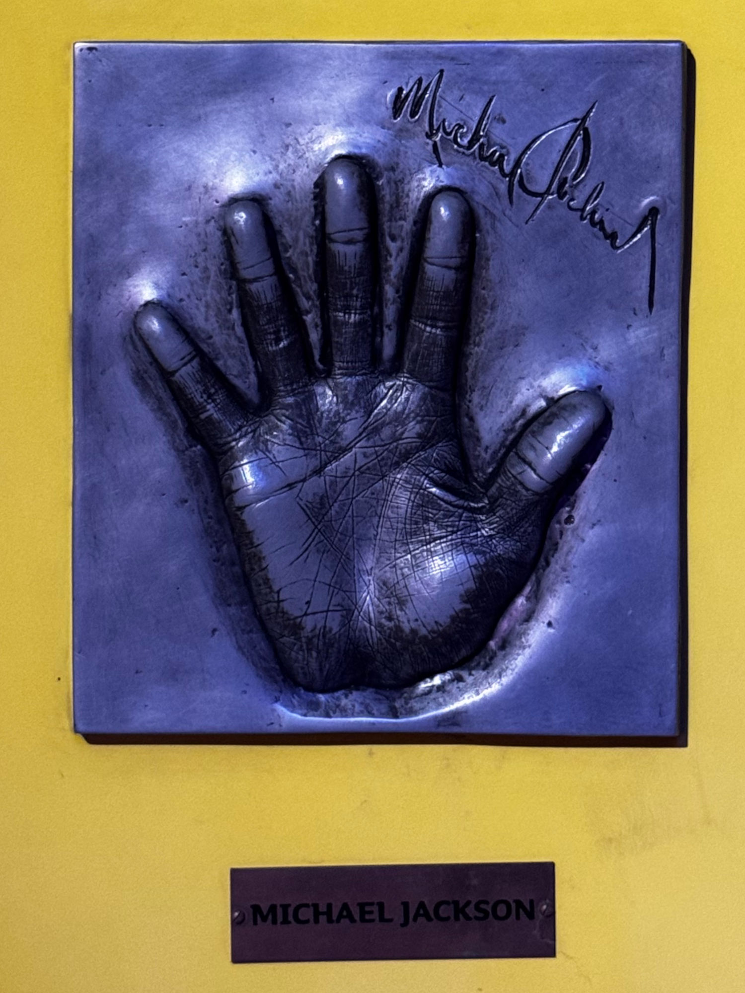 Madame Tussauds Michael Jackson Handprint