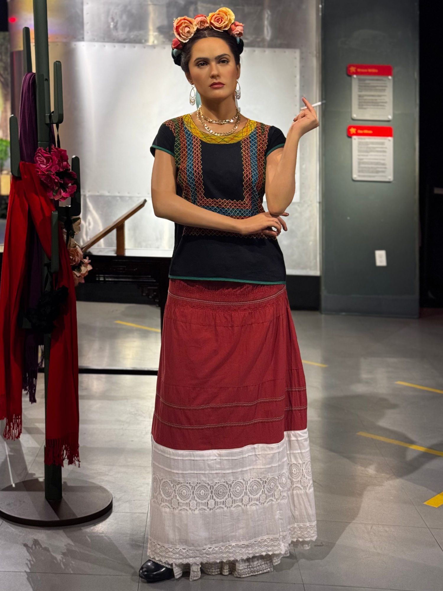 Madame Tussauds Salma Hayek As Frida