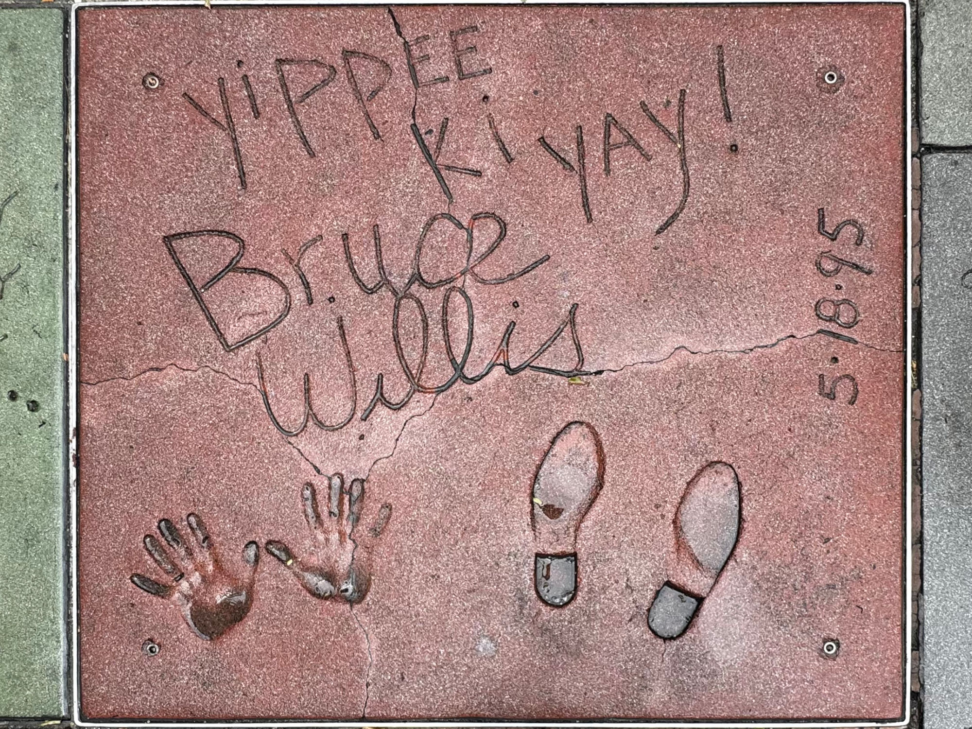 Mann's Chinese Theatre Bruce Willis
