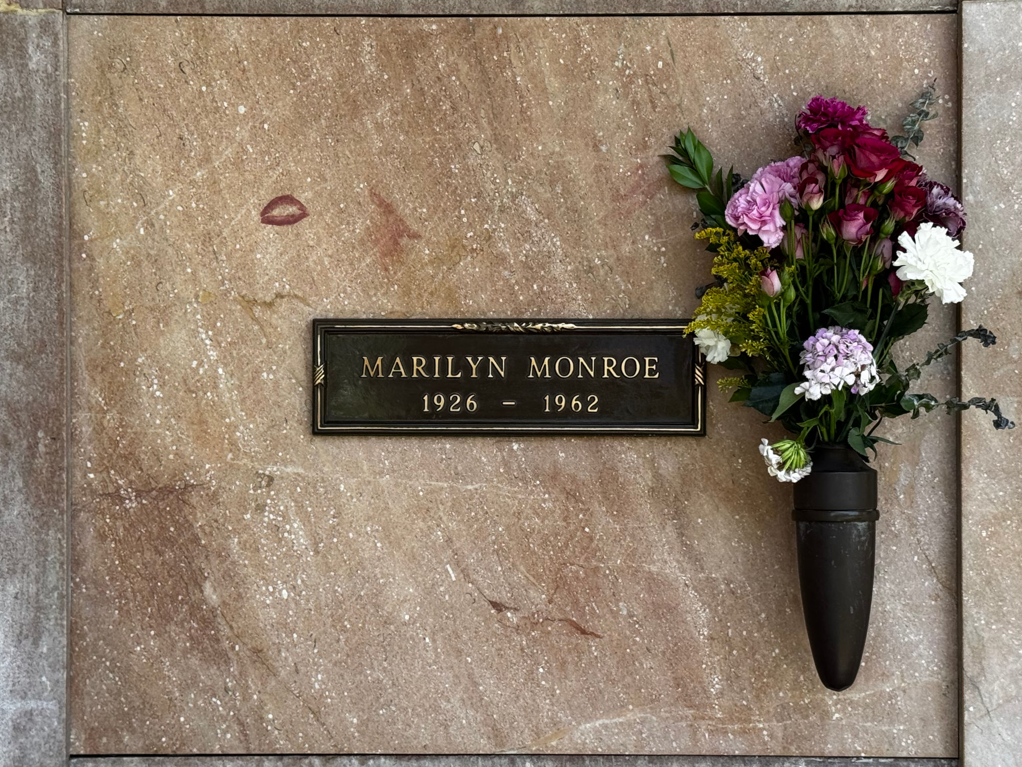 Westwood Village Memorial Park Marilyn Monroe Burial Place