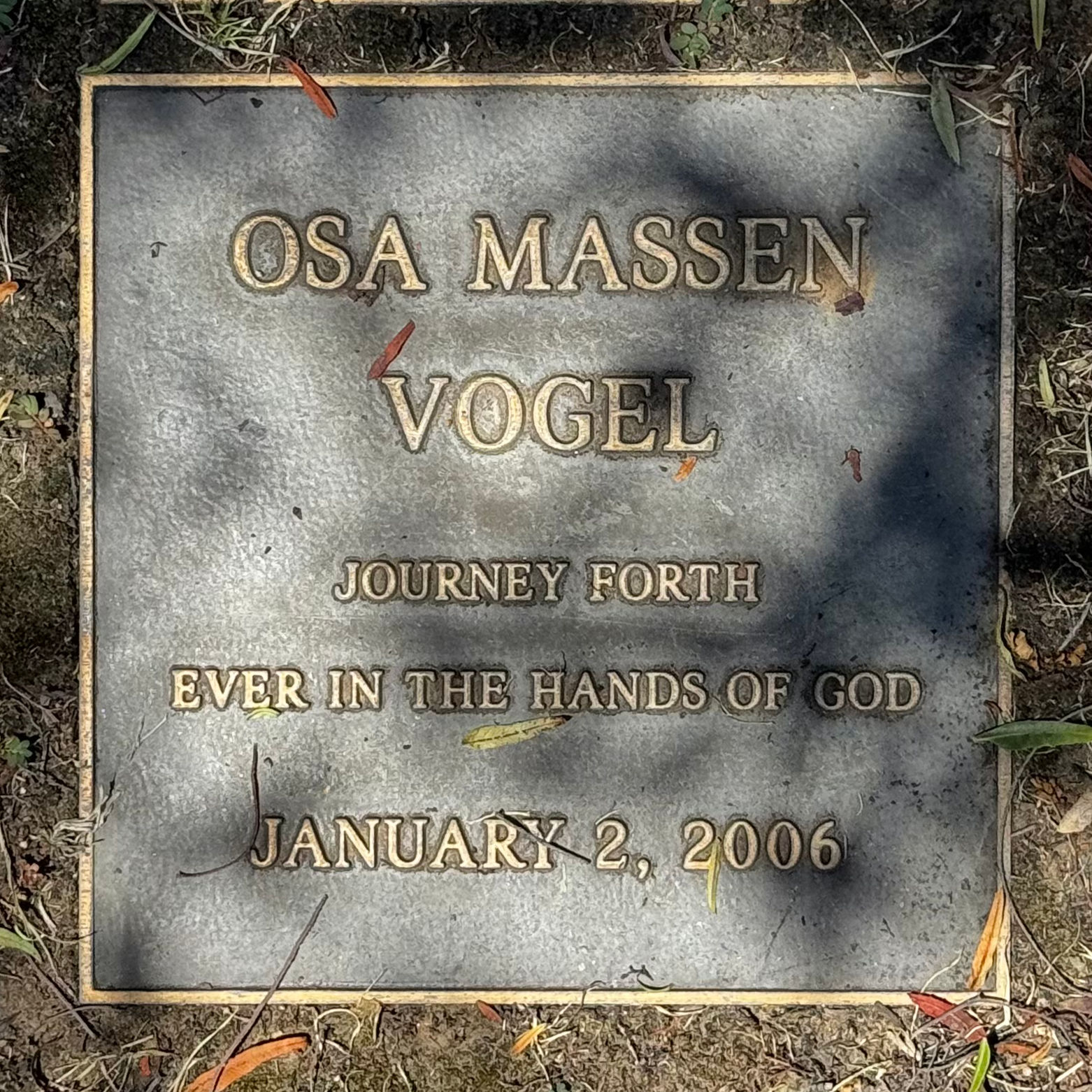 Westwood Village Memorial Park Osa Massen