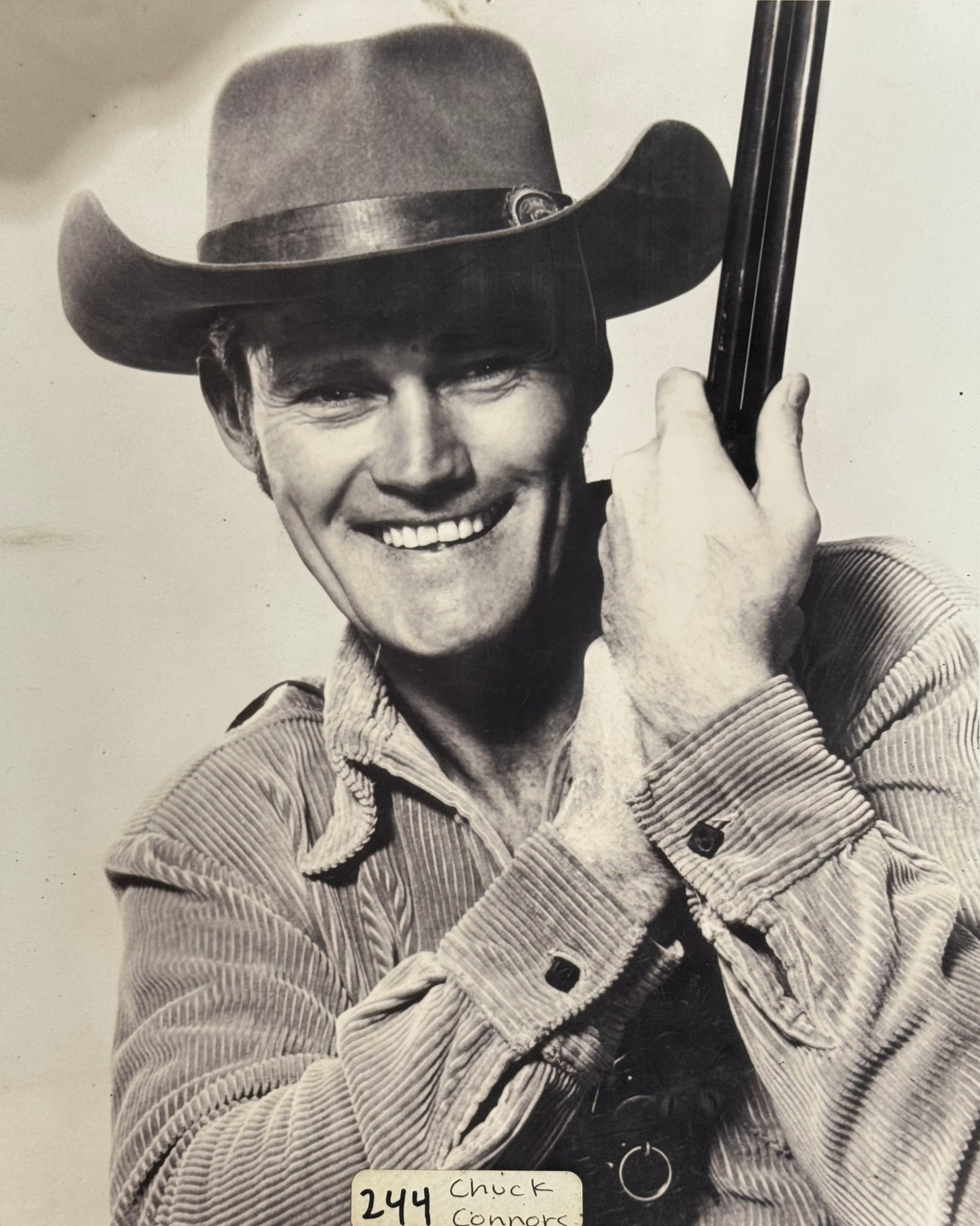 Photo Chuck Connors as Lucas McCain