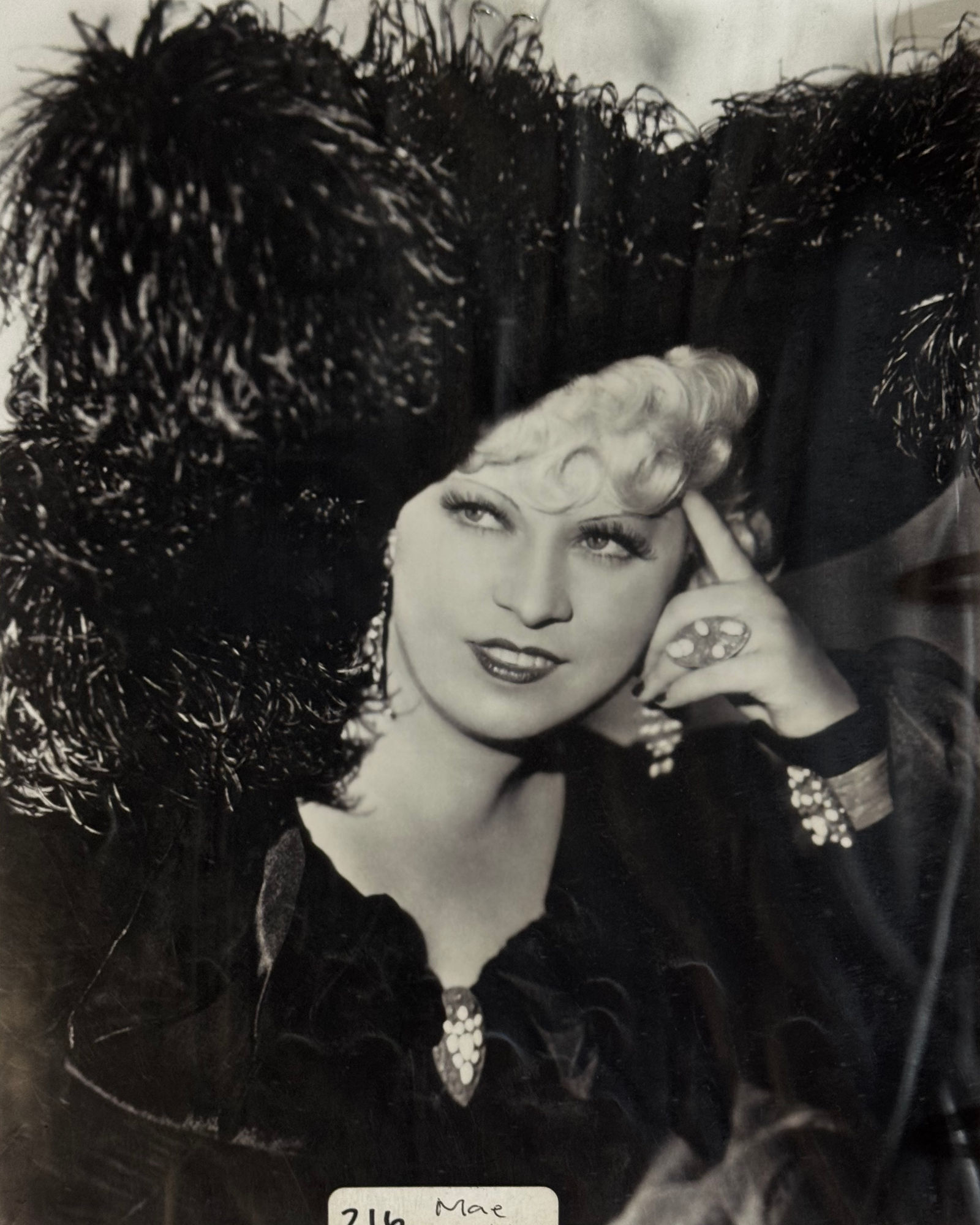 Photo Mae West as the Frisco Doll