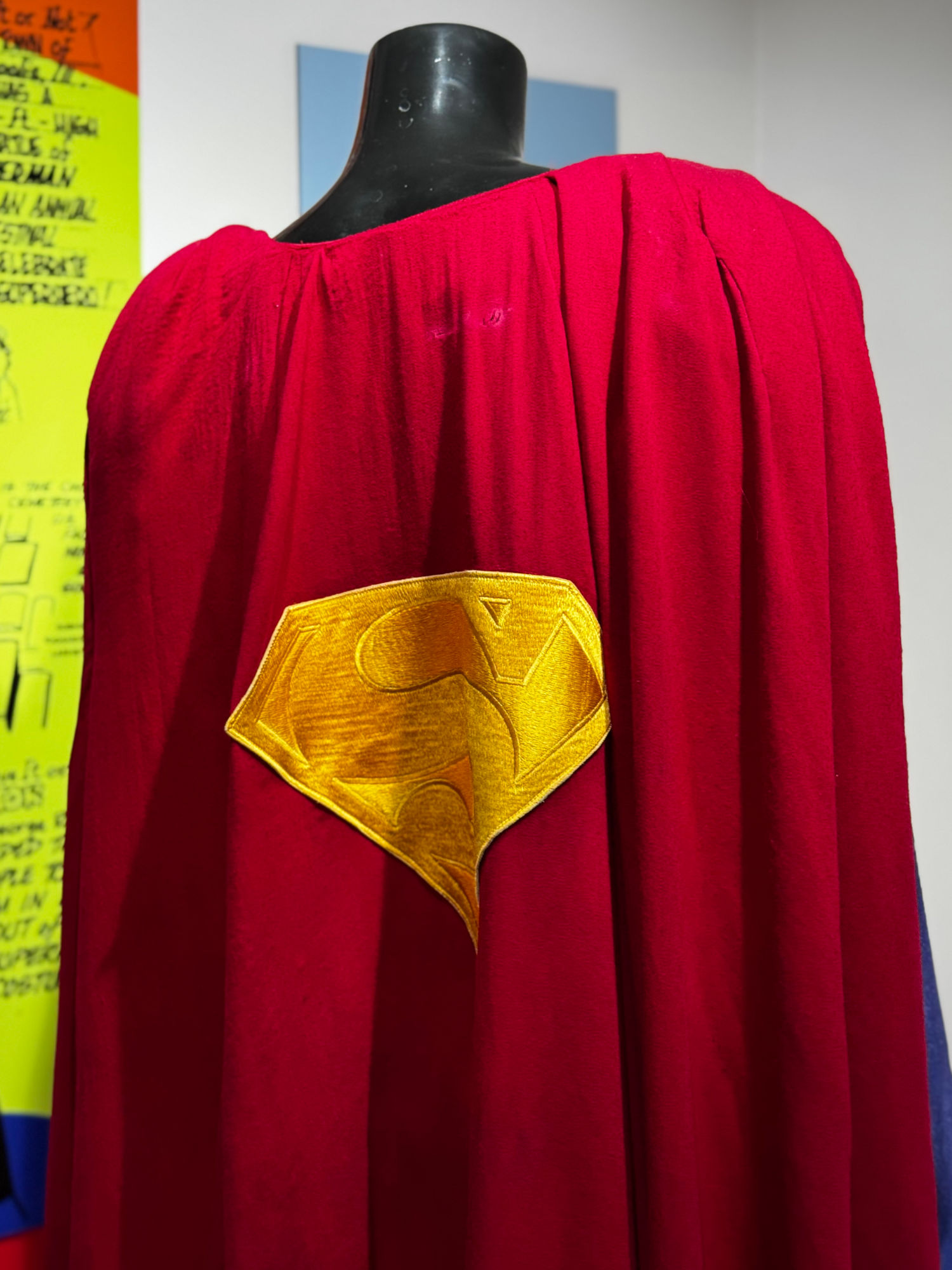 Ripley's Dean Cain Official Superman Cape
