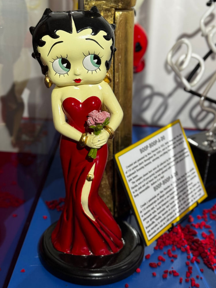 Ripley's Max Fleischer Betty Boop Figure
